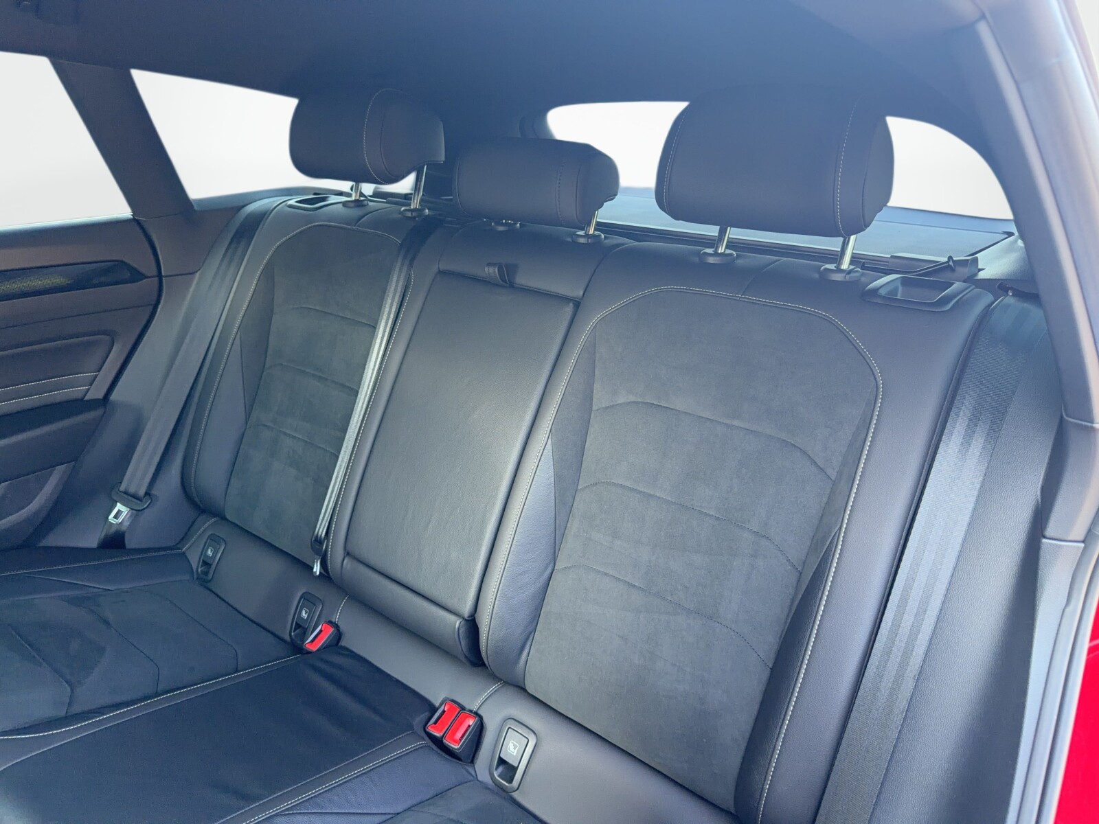 Volkswagen Arteon Shooting Brake - zdjęcie 34