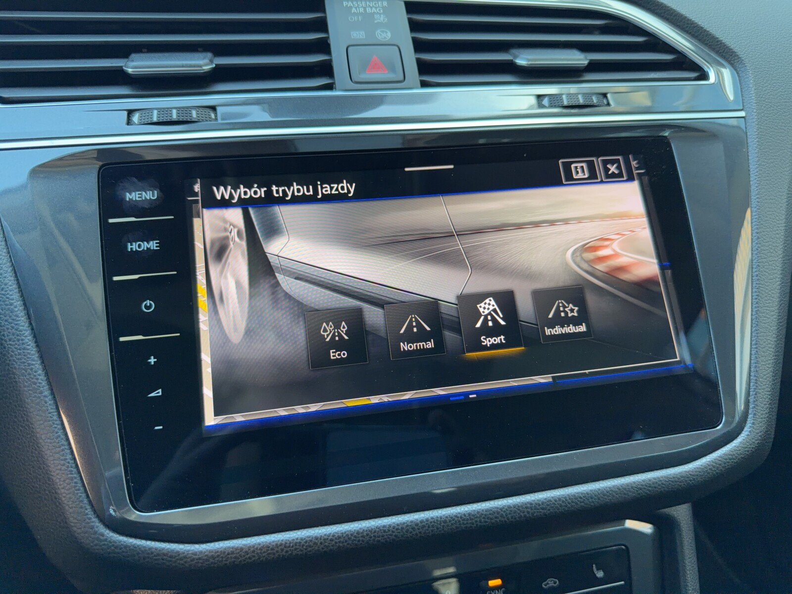 Volkswagen Tiguan Allspace - zdjęcie 11
