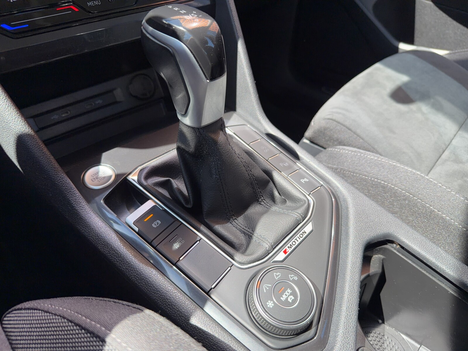 Volkswagen Tiguan Allspace - zdjęcie 21