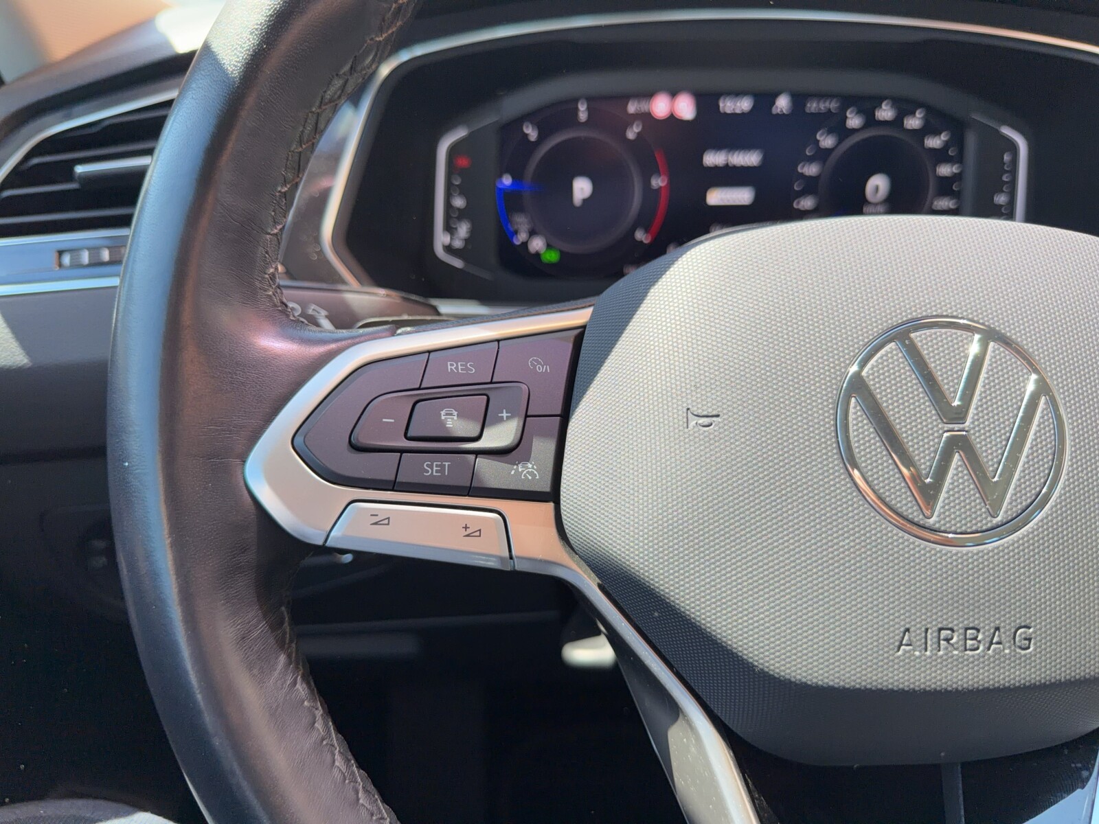 Volkswagen Tiguan Allspace - zdjęcie 16