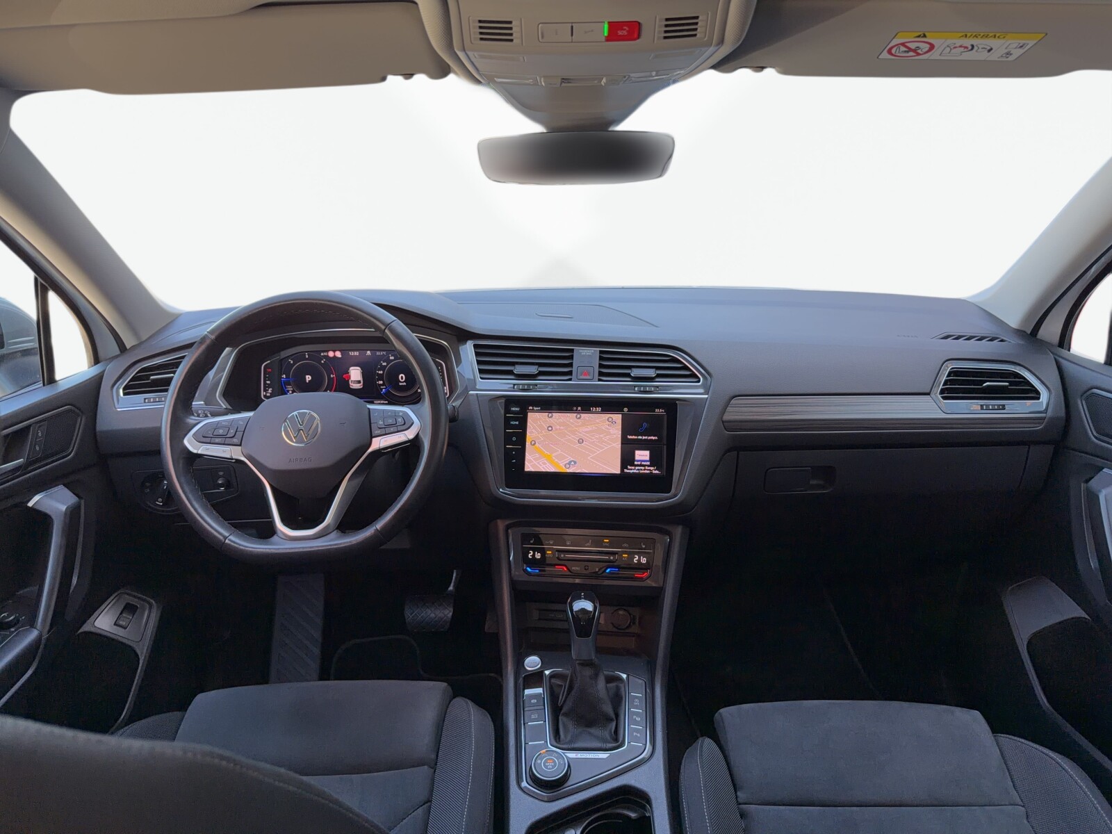 Volkswagen Tiguan Allspace - zdjęcie 36