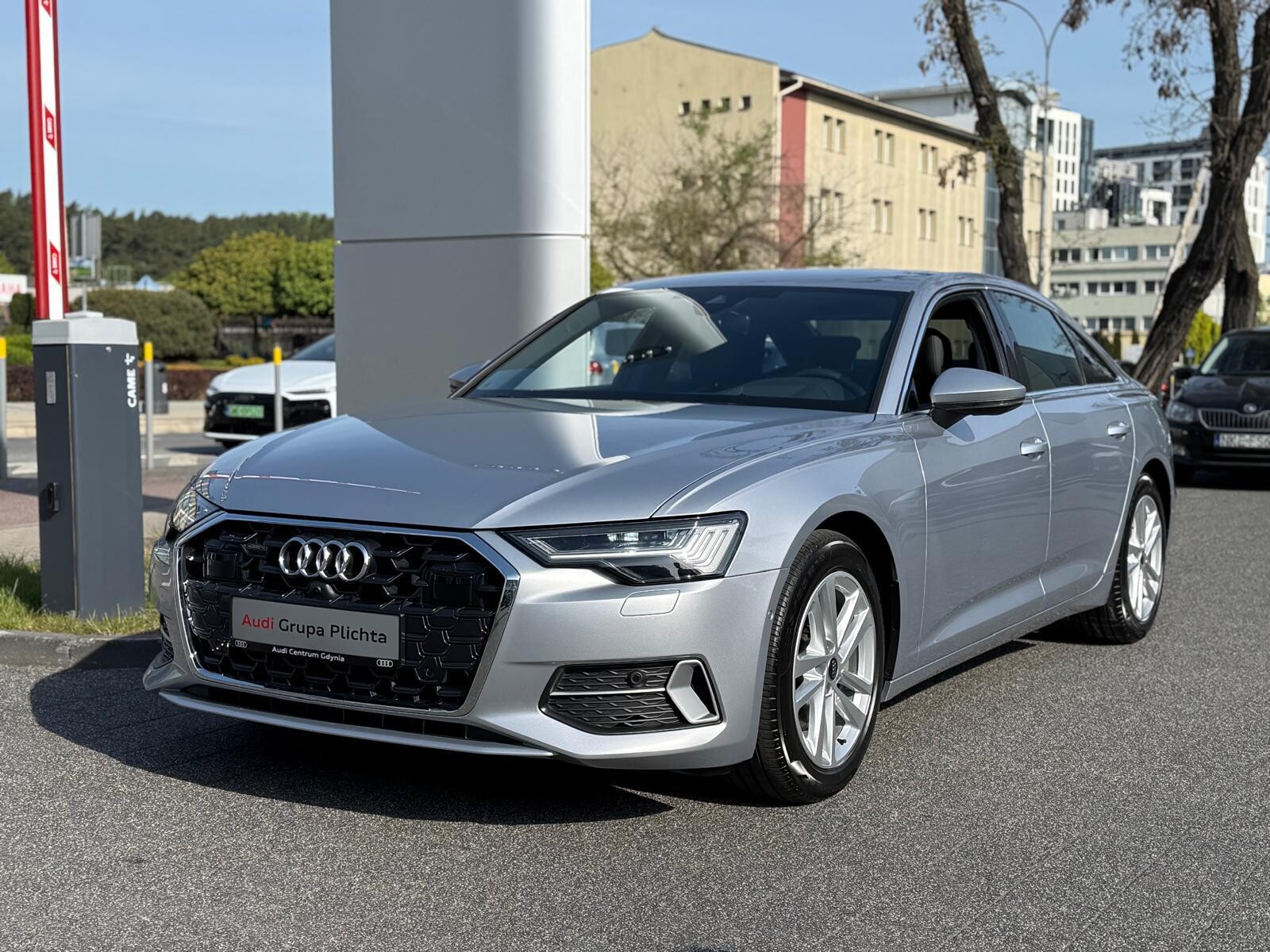 Audi A6 Limousine - zdjęcie 9