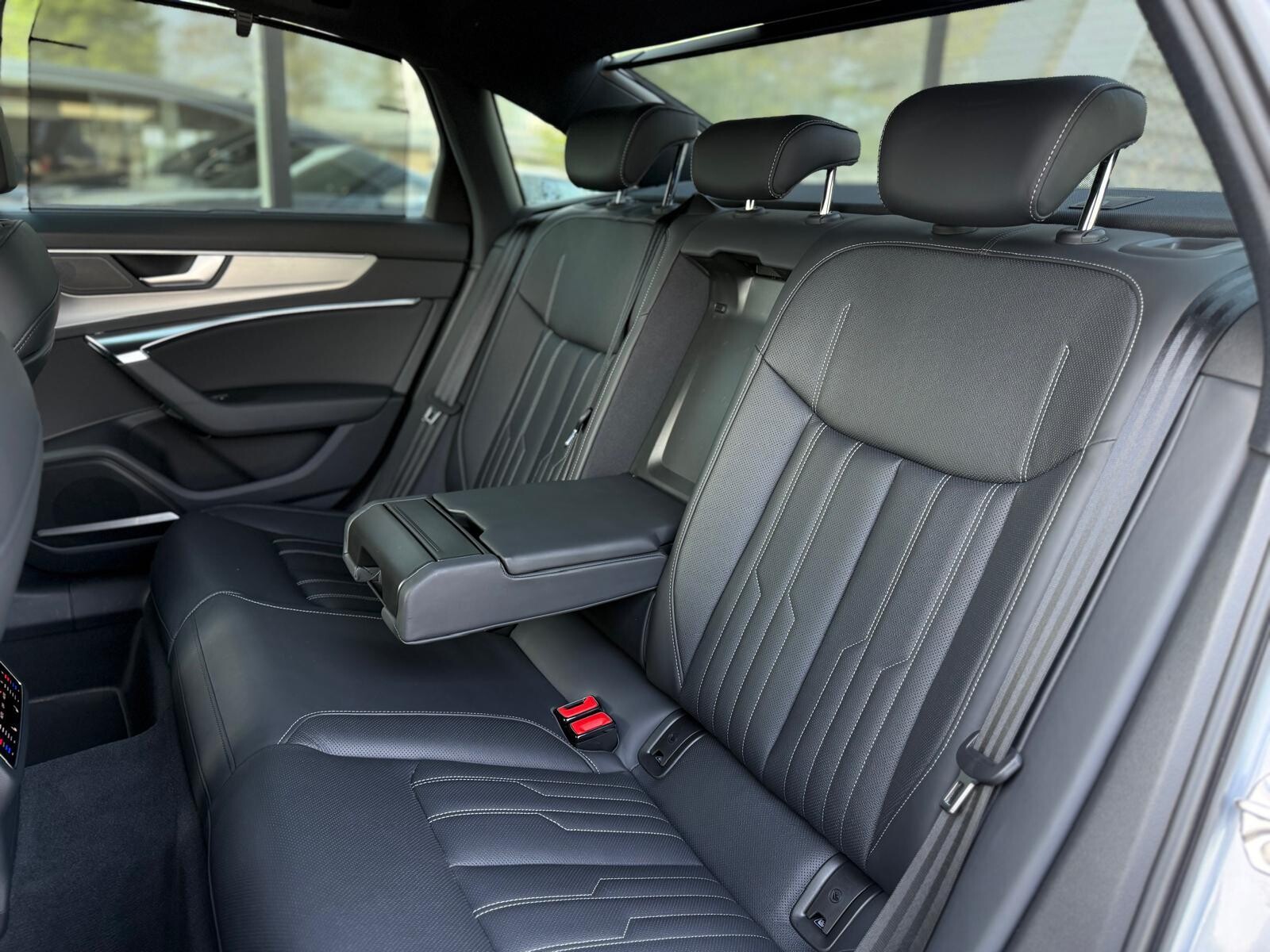 Audi A6 Limousine - zdjęcie 20