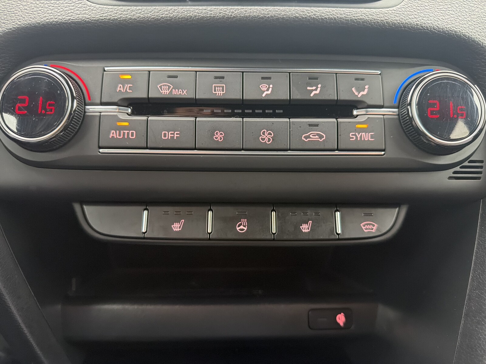 Kia Pro_cee'd - zdjęcie 32
