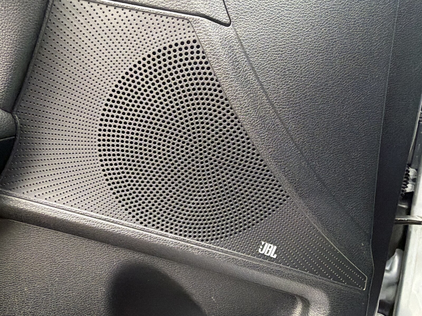 Kia Pro_cee'd - zdjęcie 25