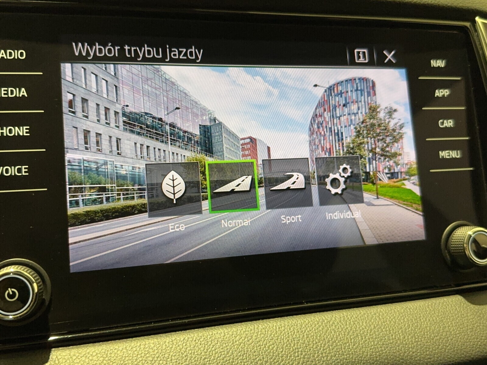 Škoda Karoq - zdjęcie 36
