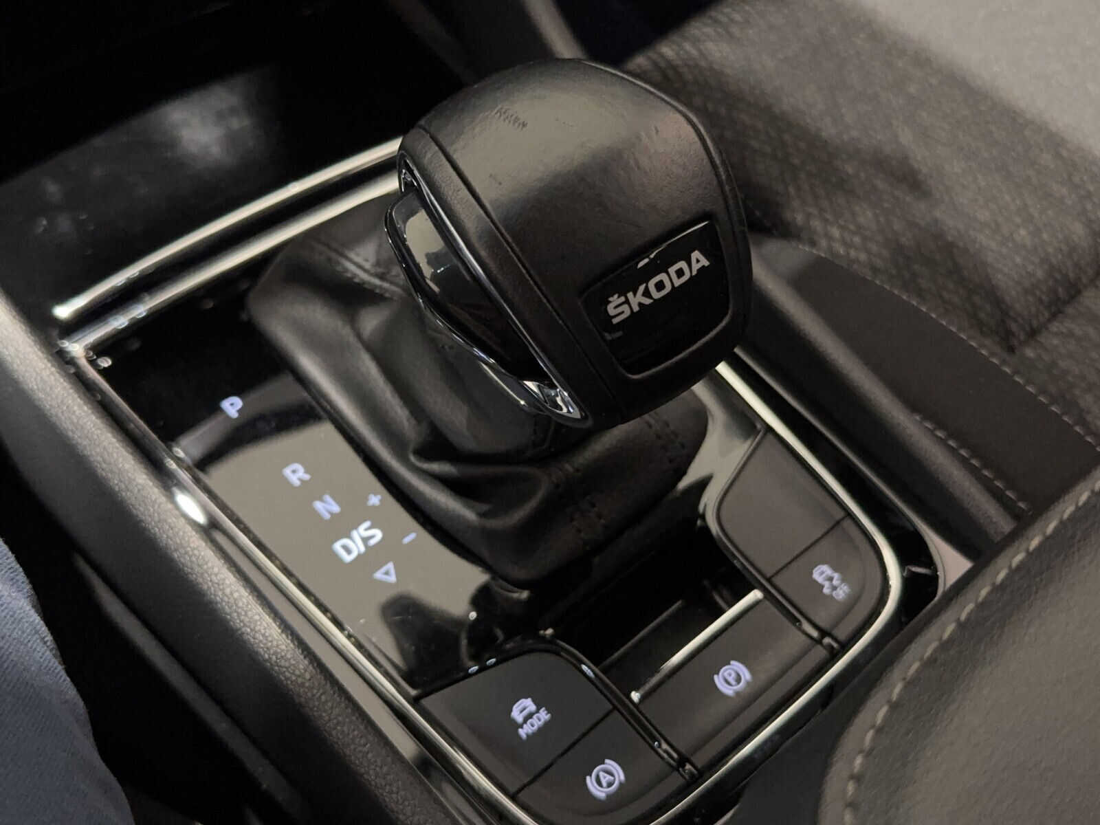 Škoda Karoq - zdjęcie 35