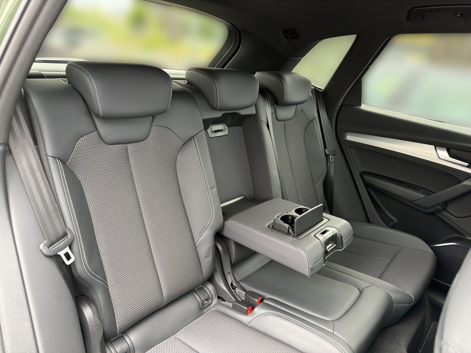 Audi Q5 - zdjęcie 16