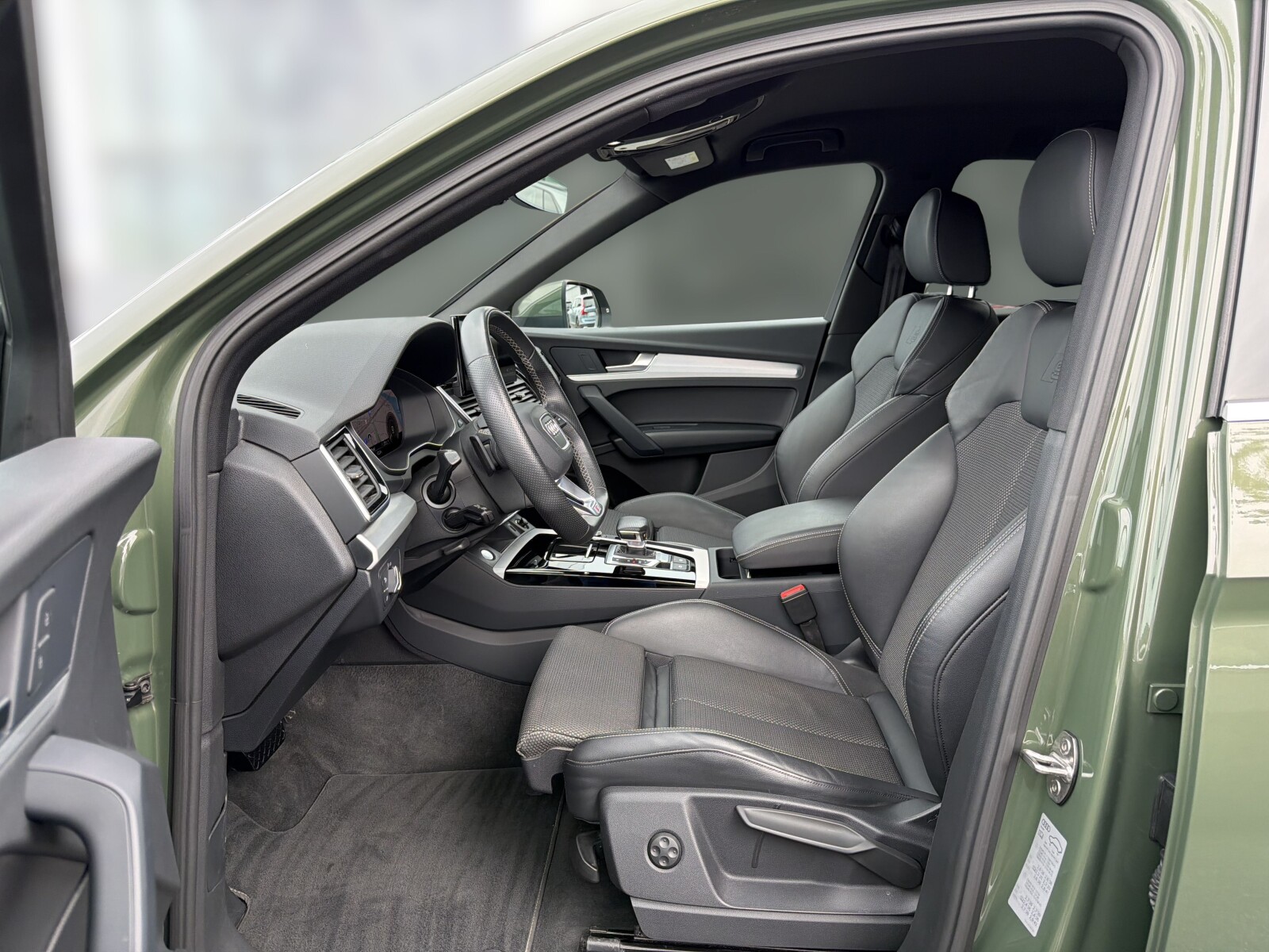 Audi Q5 - zdjęcie 12