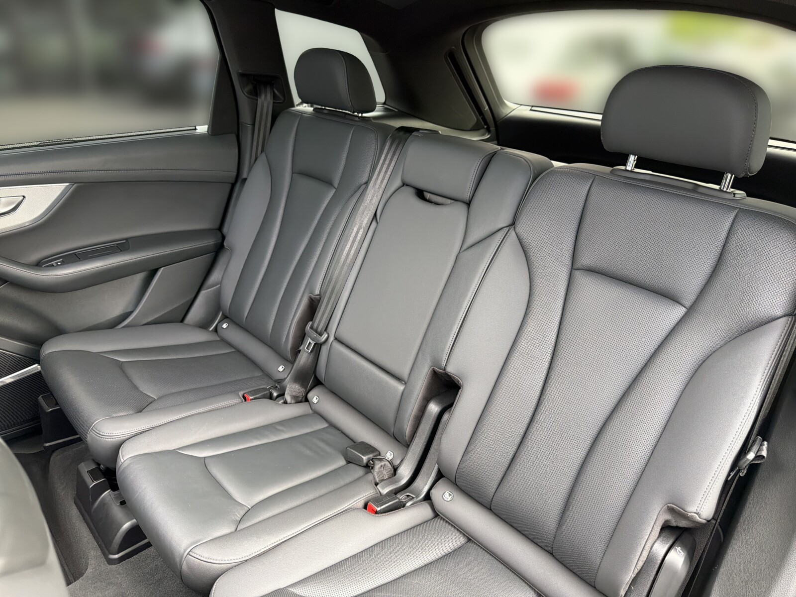 Audi Q7 - zdjęcie 13