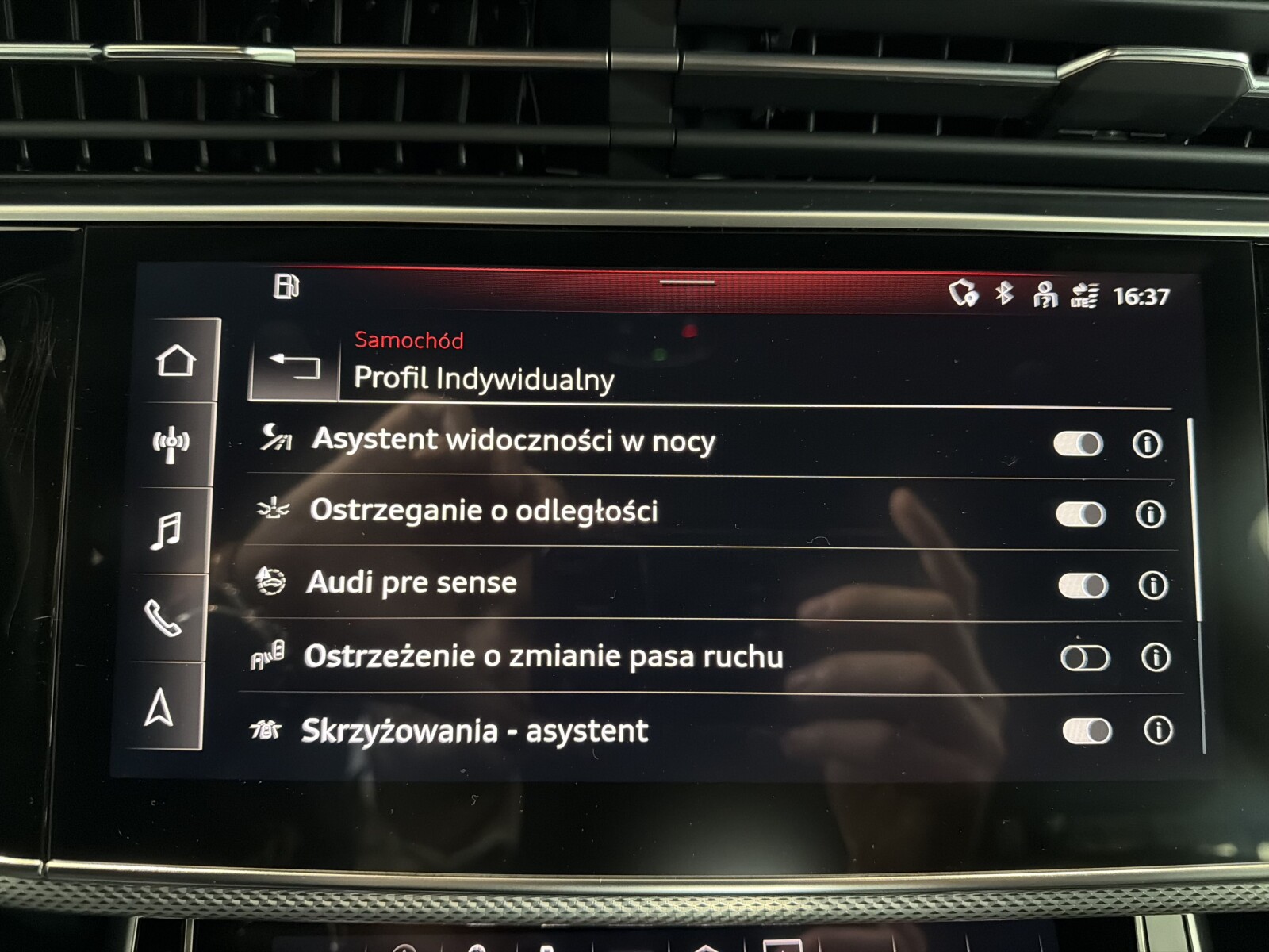 Audi Q7 - zdjęcie 32