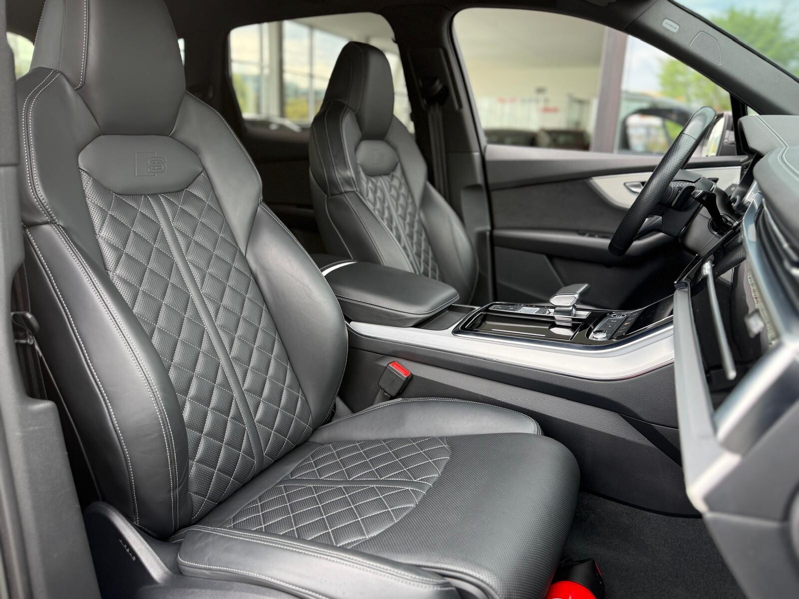 Audi Q7 - zdjęcie 26