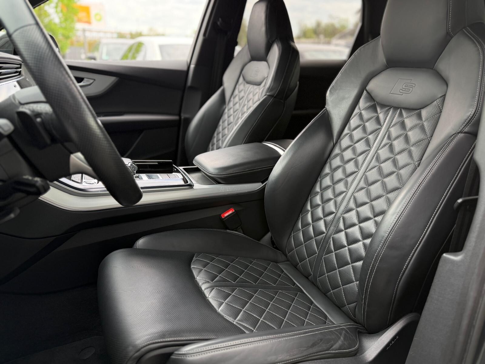 Audi Q7 - zdjęcie 15