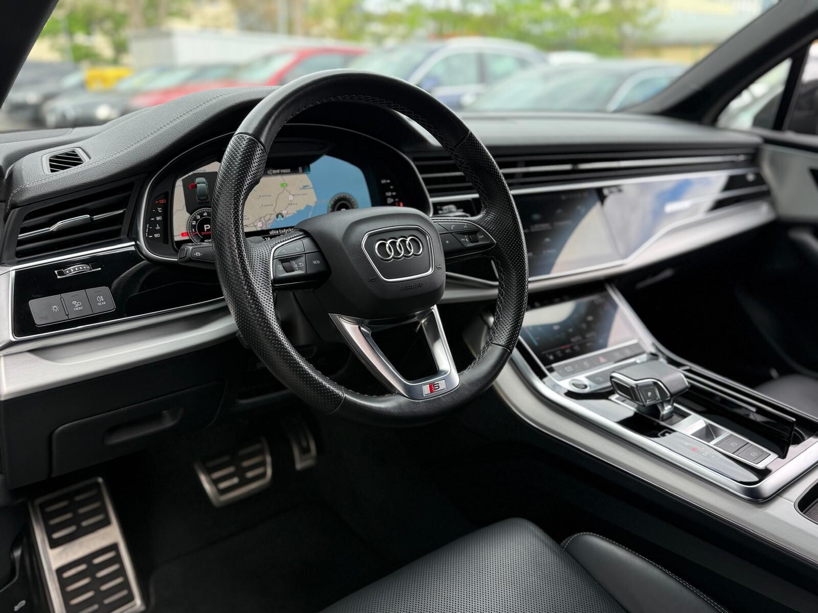 Audi Q7 - zdjęcie 12