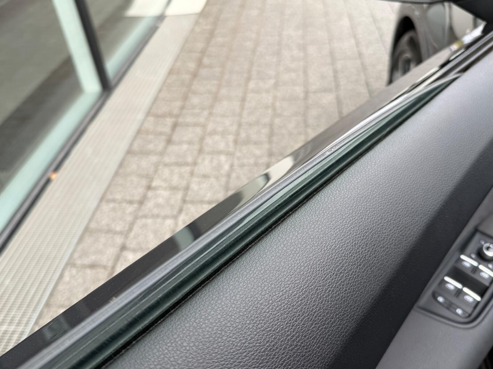 Audi Q7 - zdjęcie 17