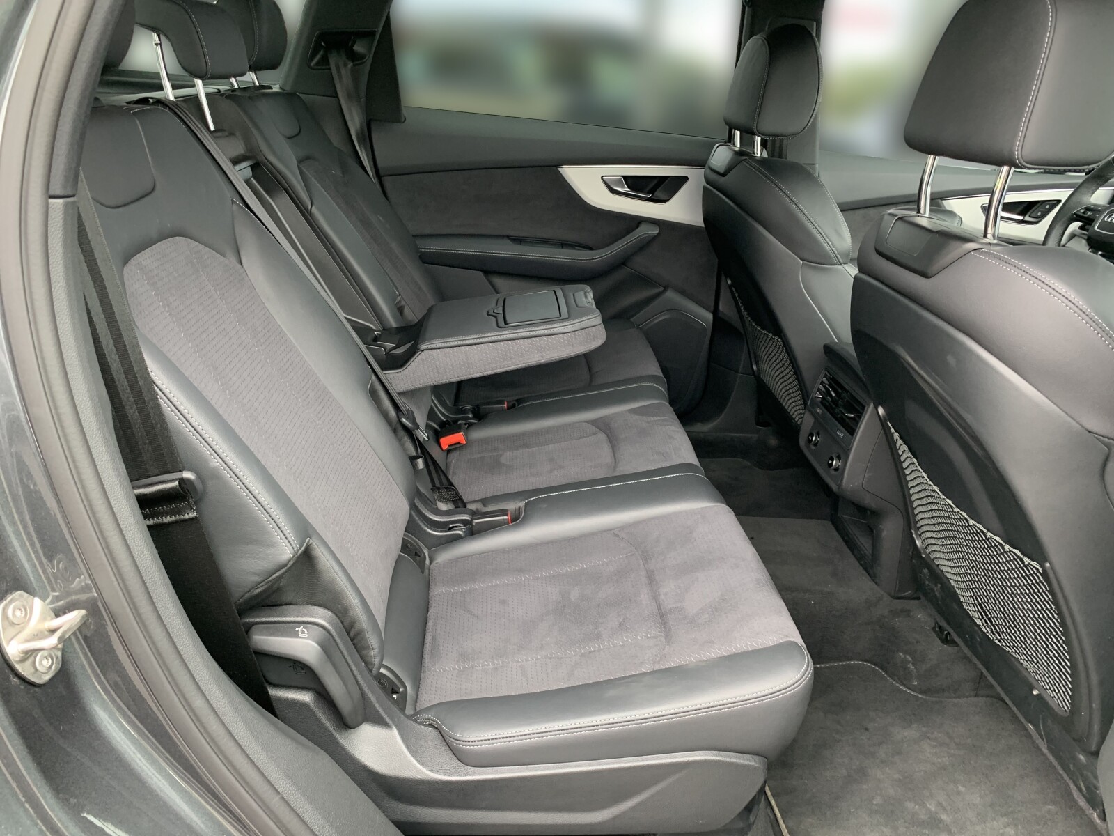 Audi Q7 - zdjęcie 14
