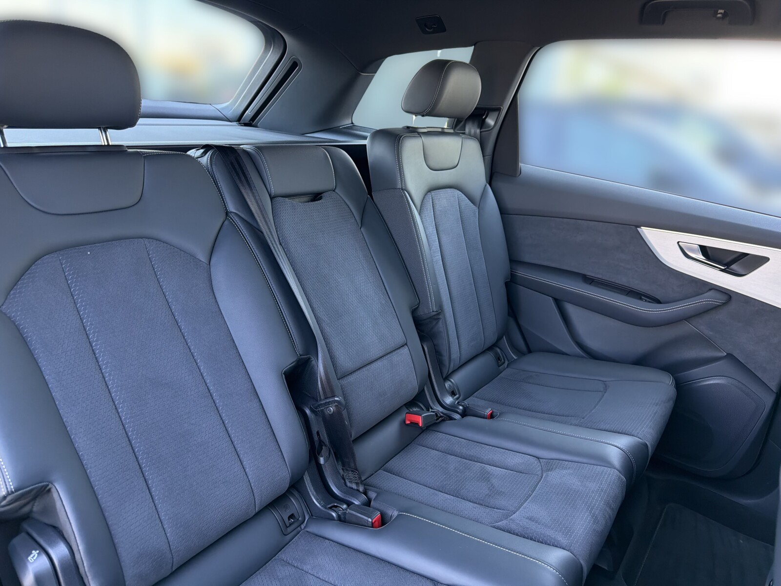 Audi Q7 - zdjęcie 14