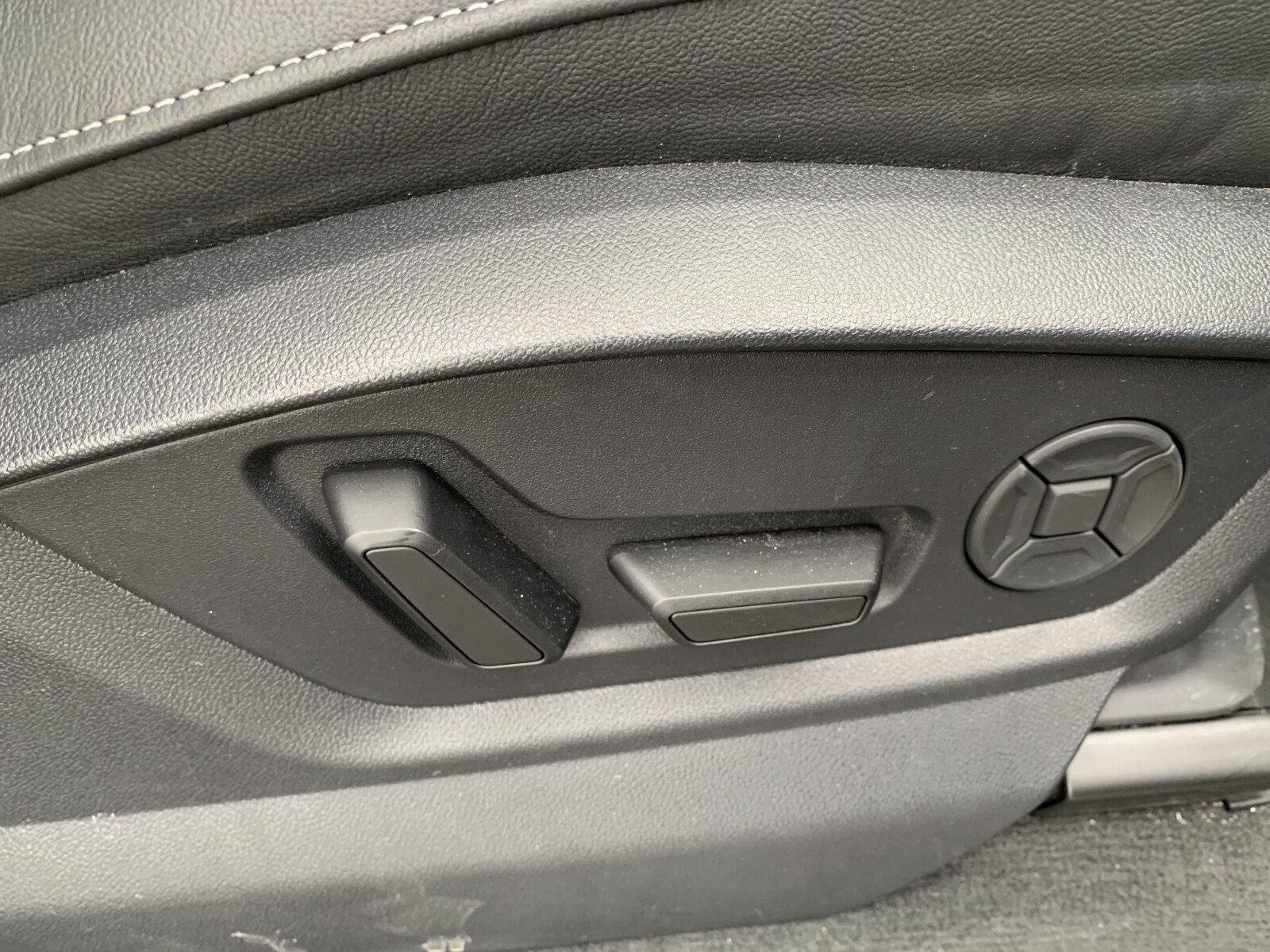 Audi Q7 - zdjęcie 28