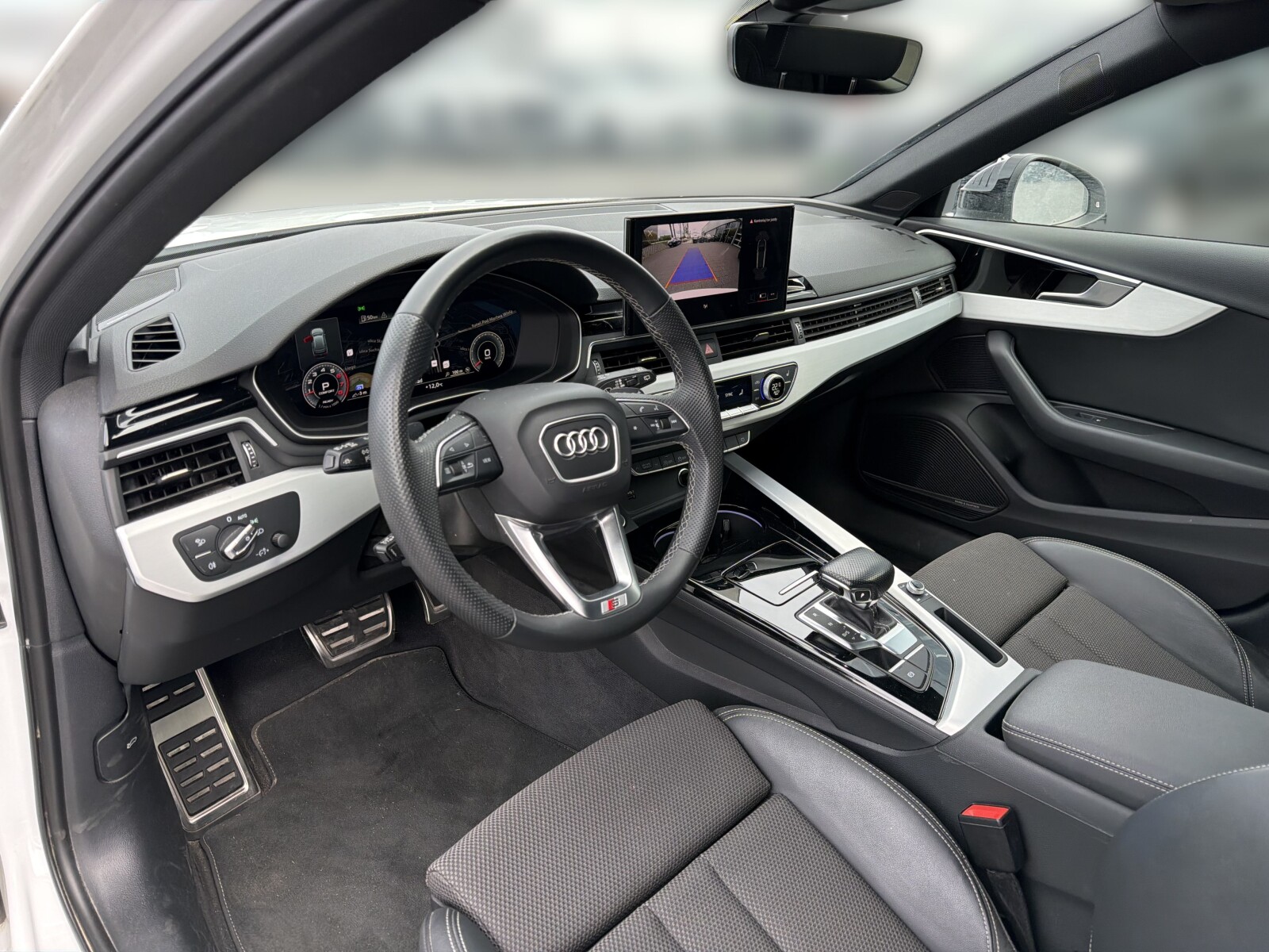 Audi A4 Avant - zdjęcie 10