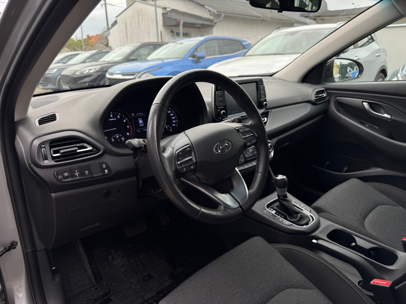 Hyundai i30 - zdjęcie 9