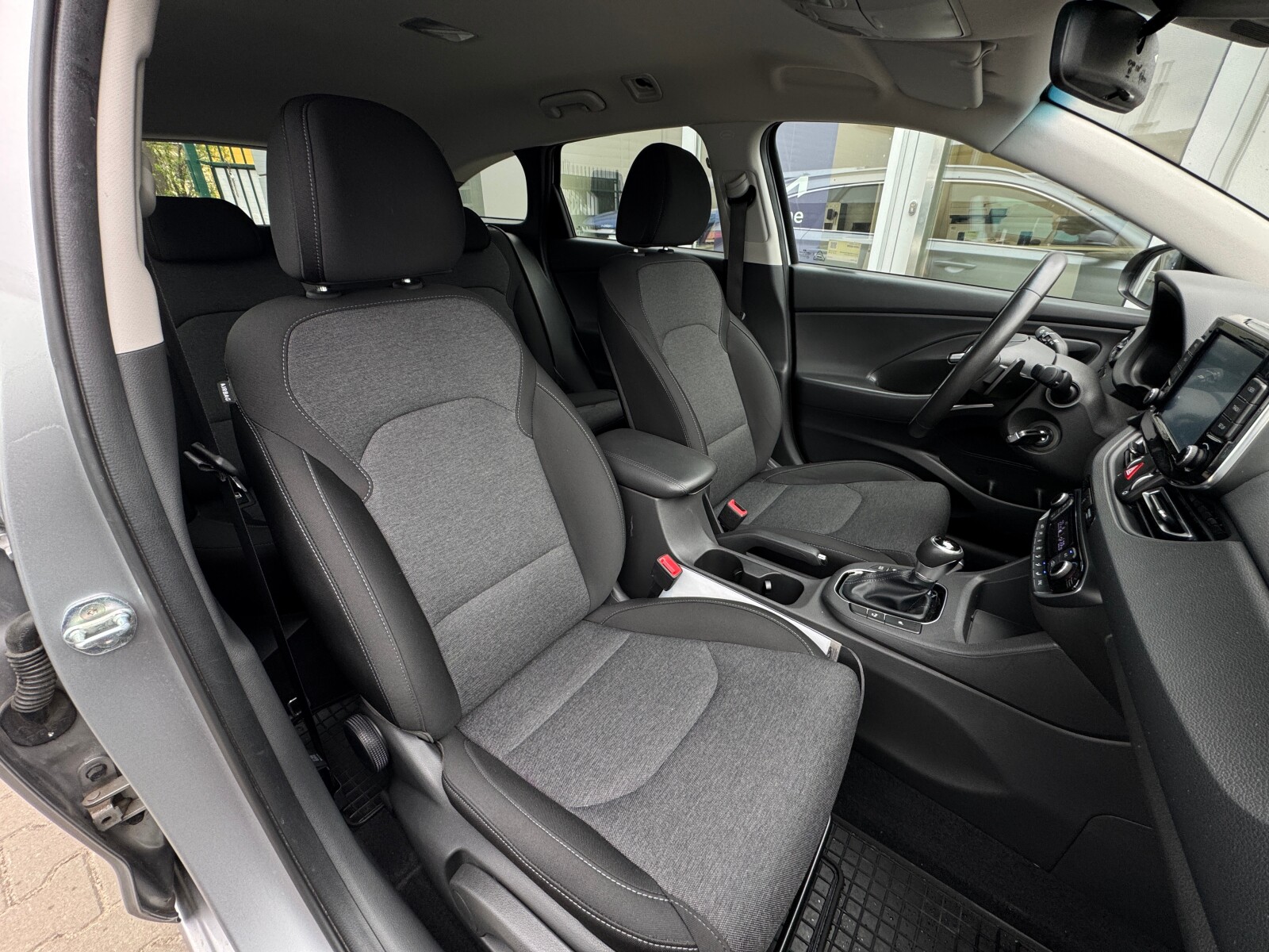 Hyundai i30 - zdjęcie 16