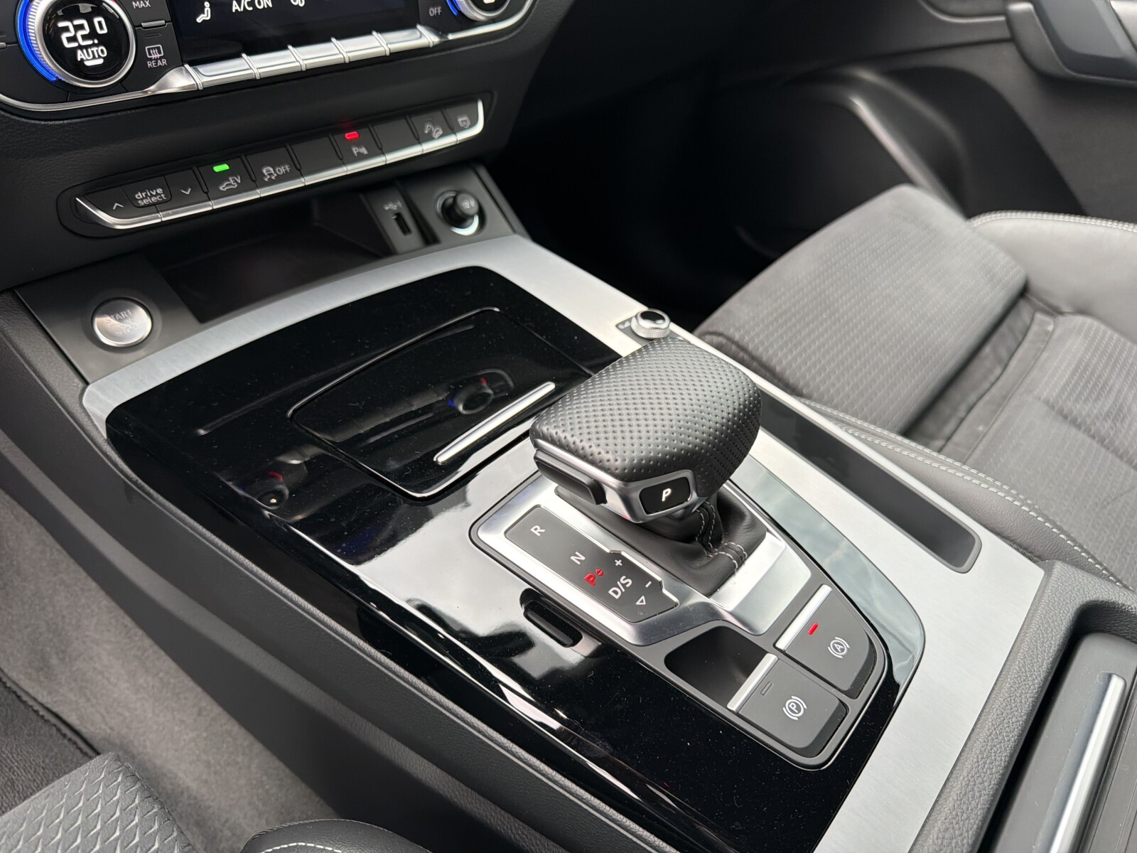 Audi Q5 - zdjęcie 21