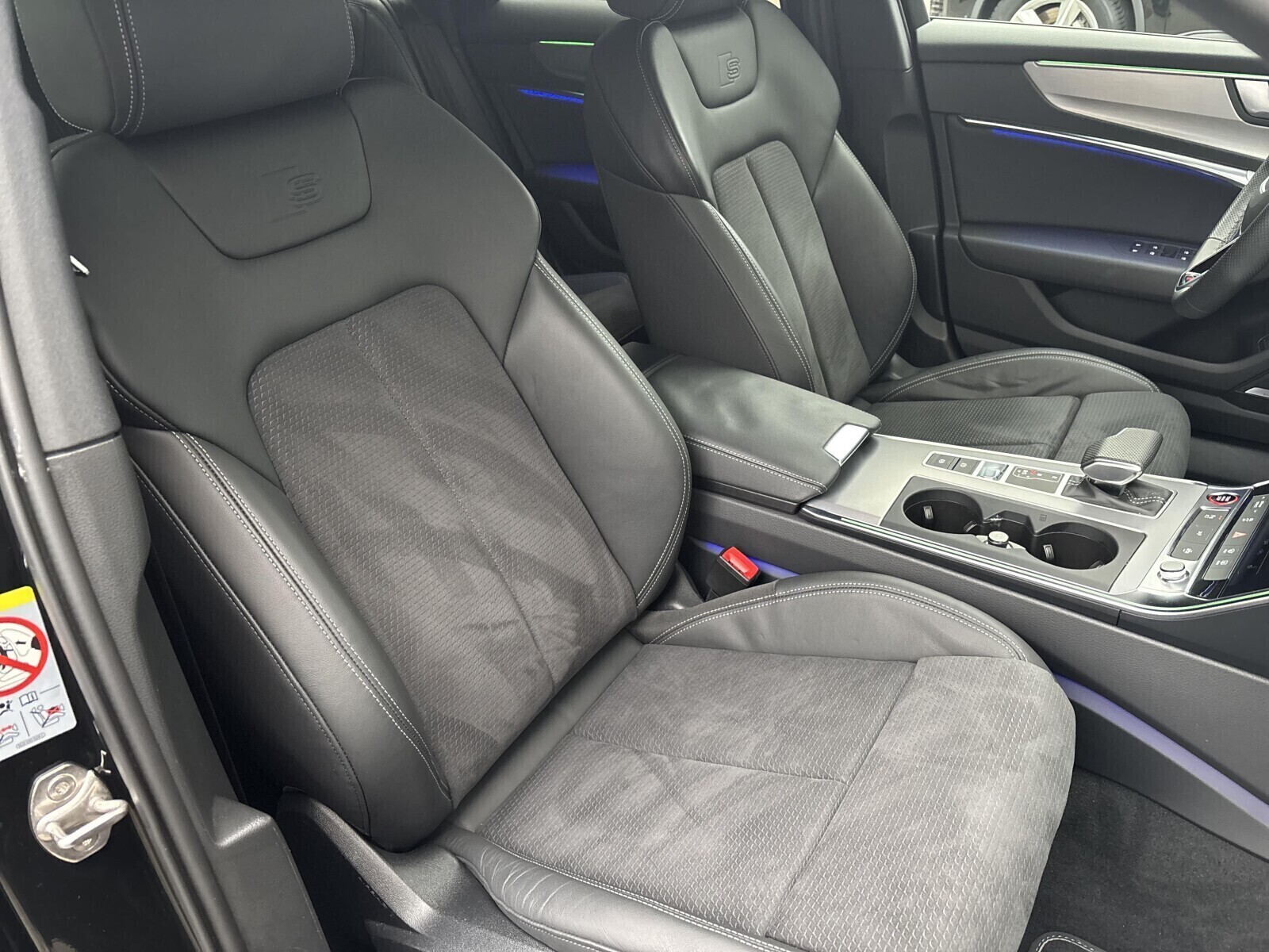 Audi S6 Avant - zdjęcie 34