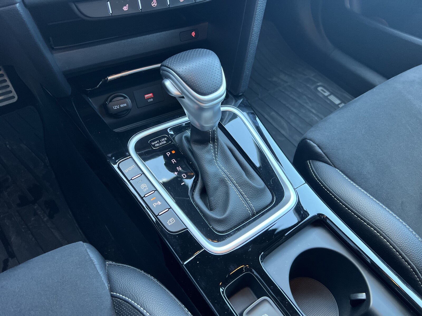 Kia Pro_cee'd - zdjęcie 27