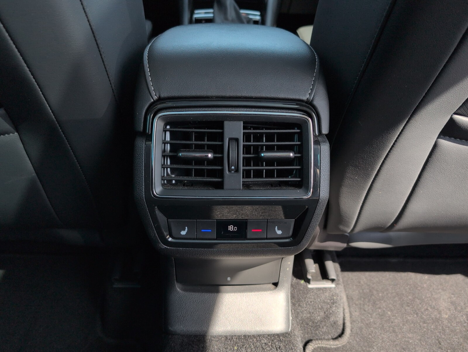 Škoda Kodiaq - zdjęcie 14