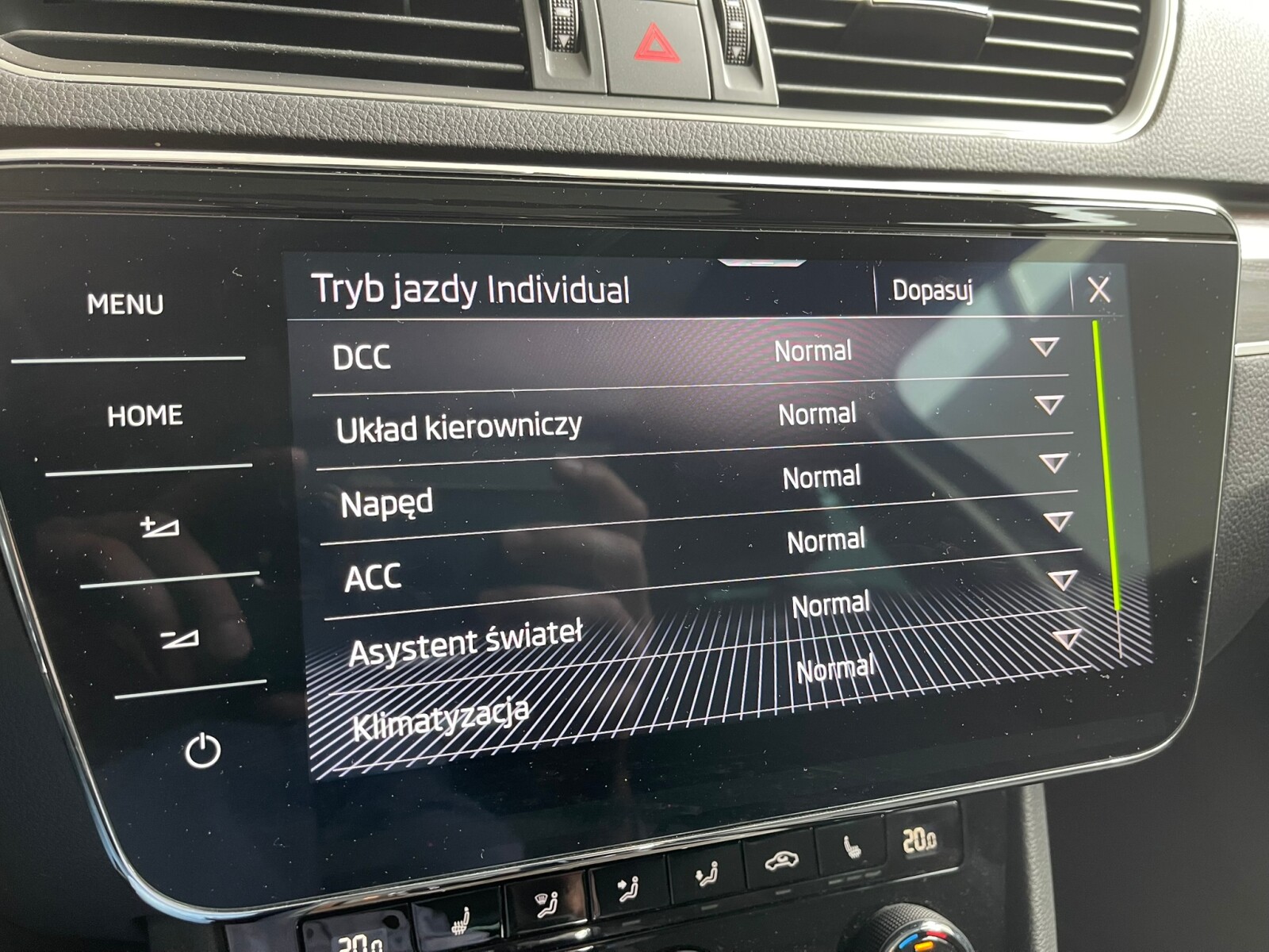 Škoda Superb Combi - zdjęcie 19