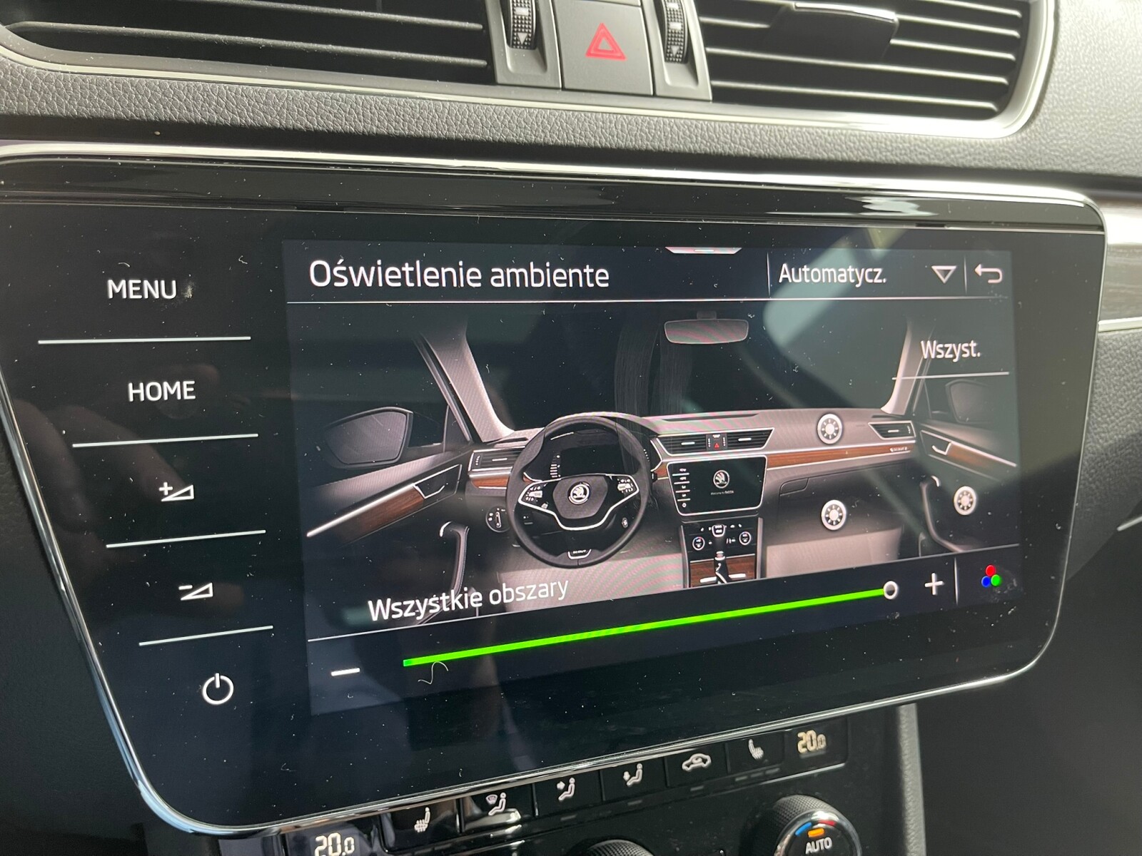 Škoda Superb Combi - zdjęcie 22