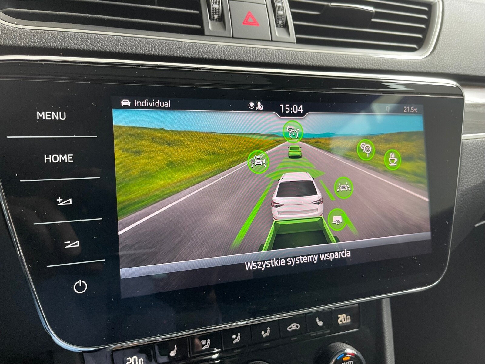 Škoda Superb Combi - zdjęcie 20