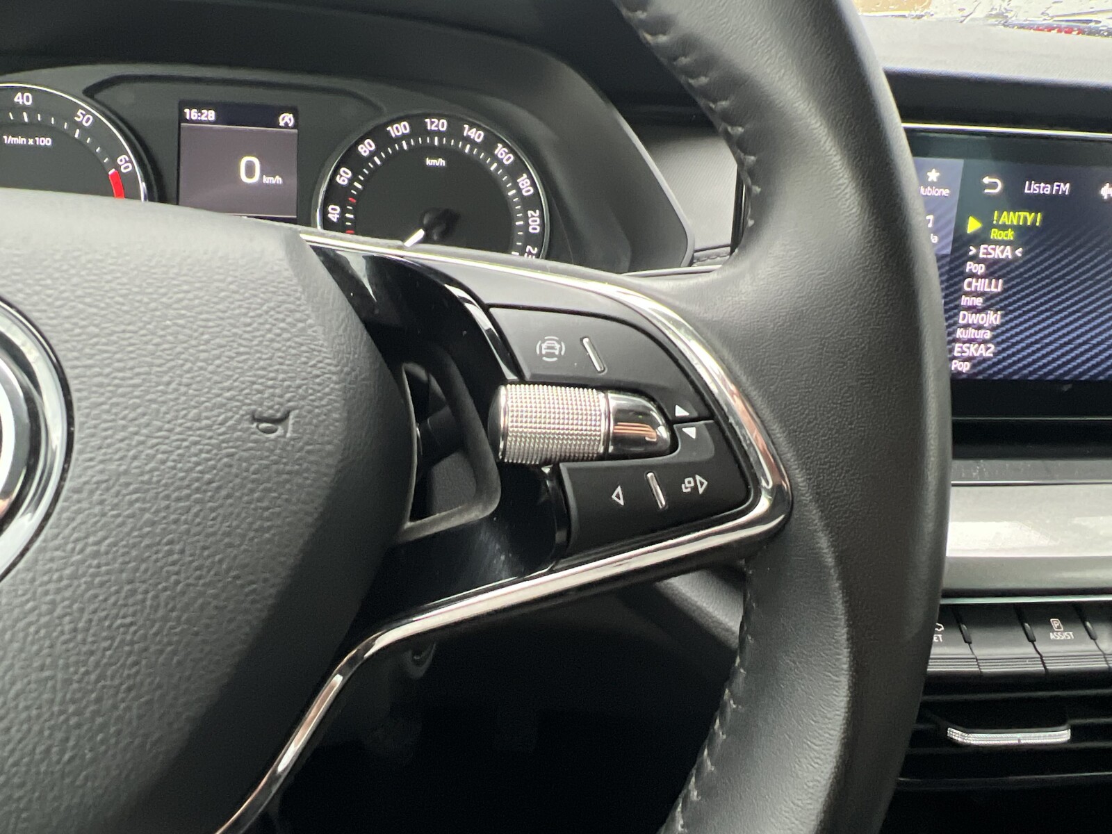 Škoda Octavia - zdjęcie 13