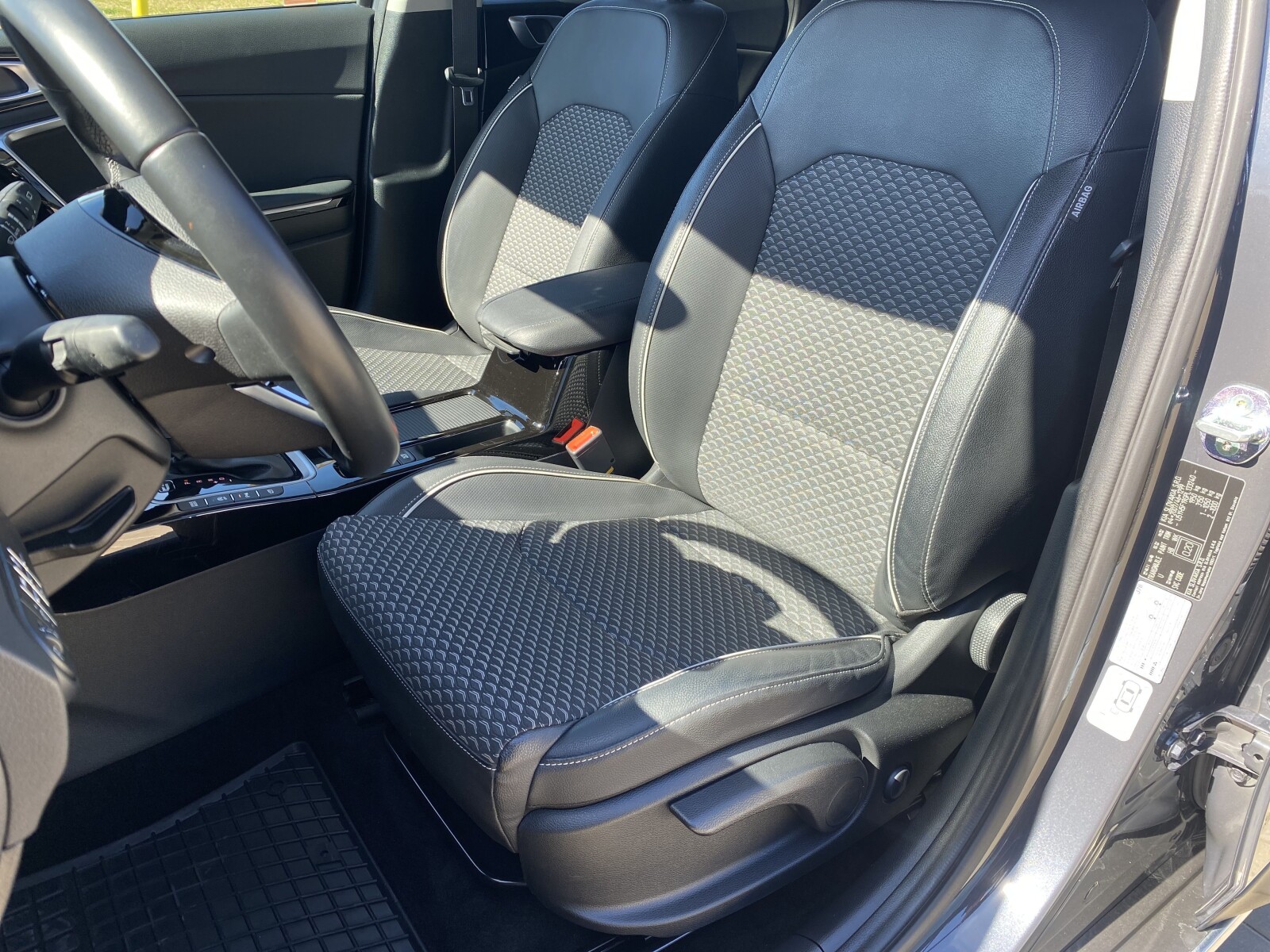 Kia XCeed - zdjęcie 9