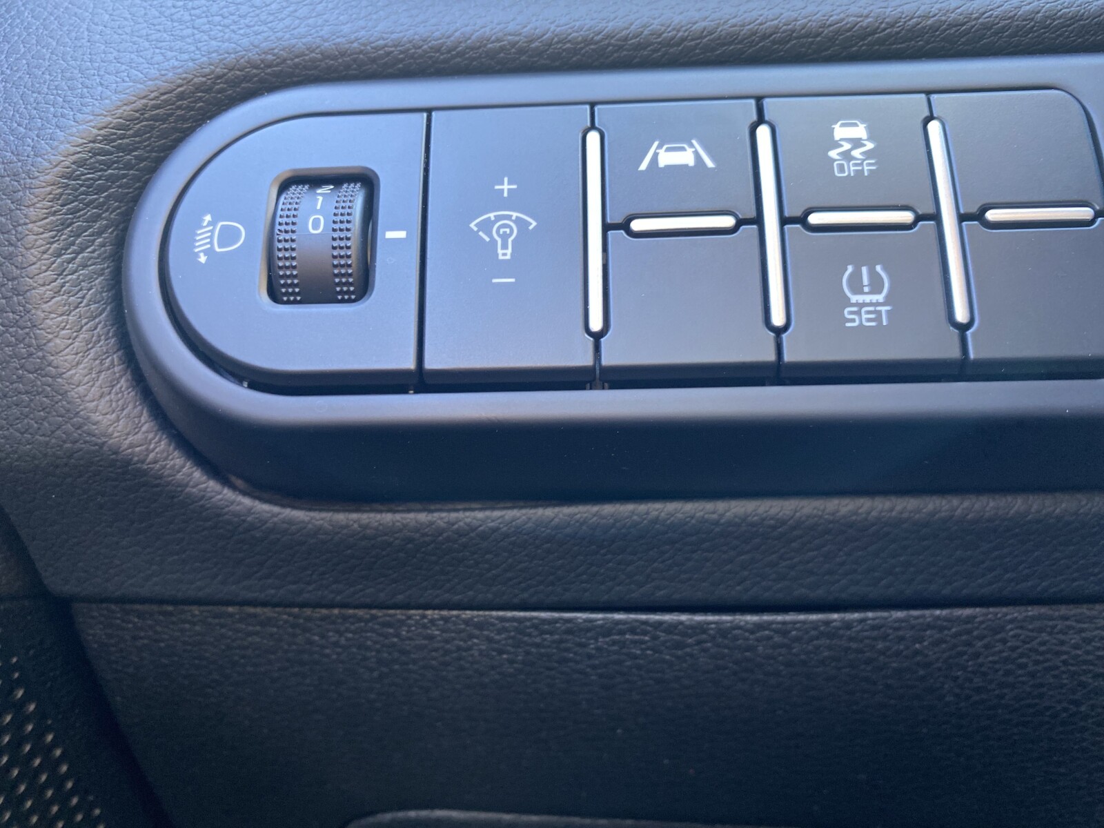 Kia XCeed - zdjęcie 17