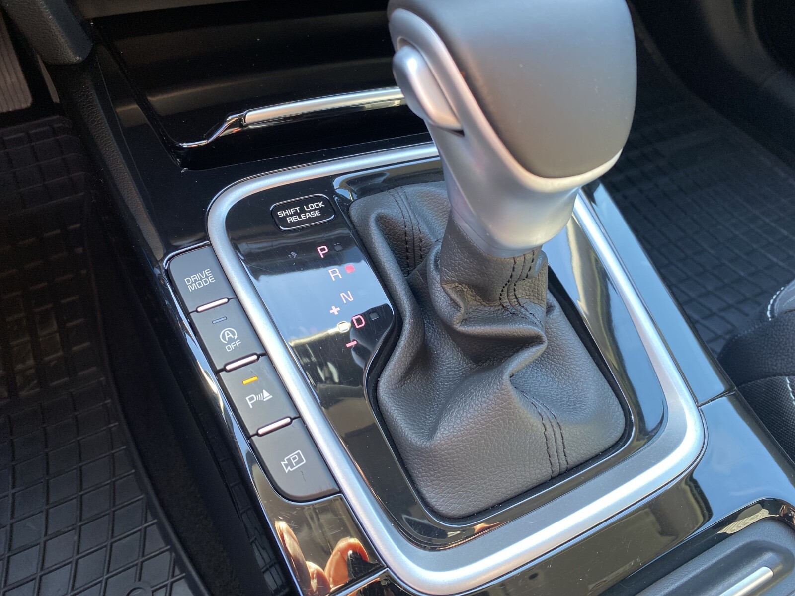 Kia XCeed - zdjęcie 22
