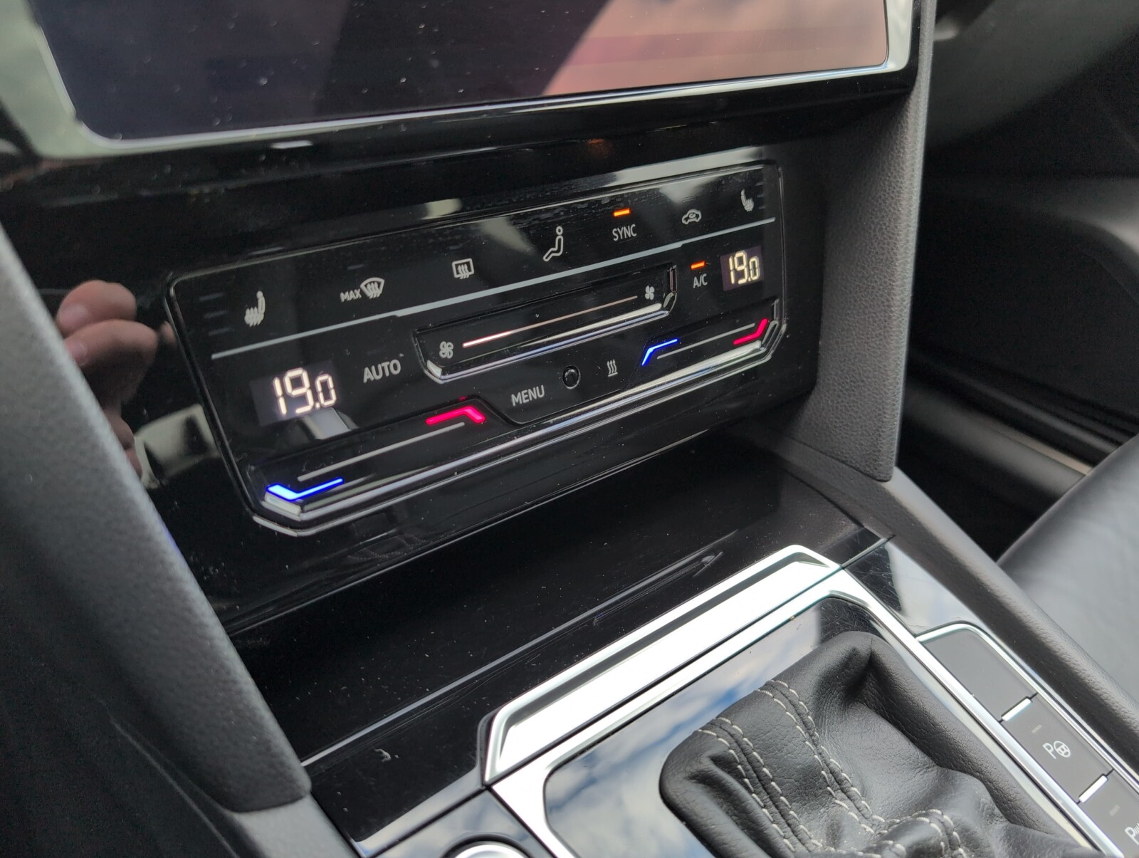 Volkswagen Arteon - zdjęcie 32