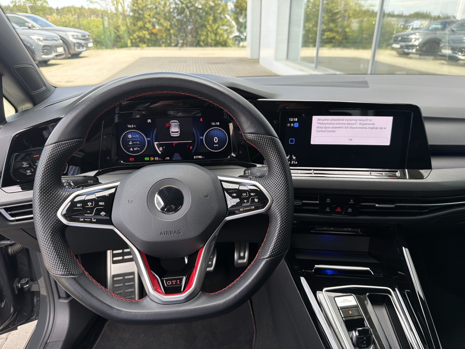 Volkswagen Golf - zdjęcie 11