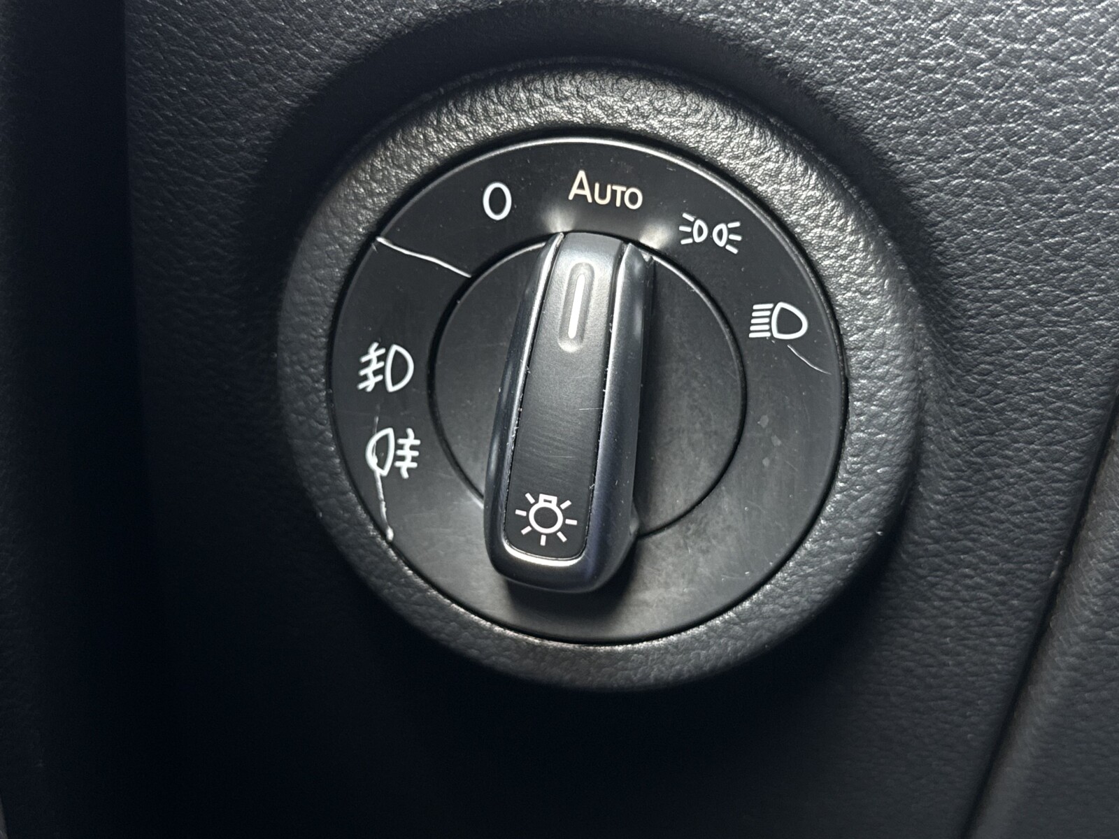 Volkswagen Amarok - zdjęcie 24