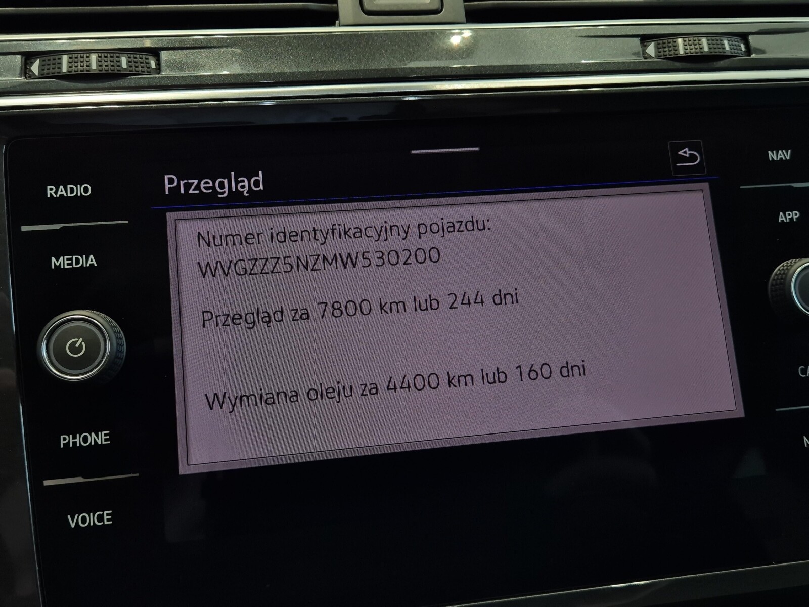Volkswagen Tiguan - zdjęcie 24