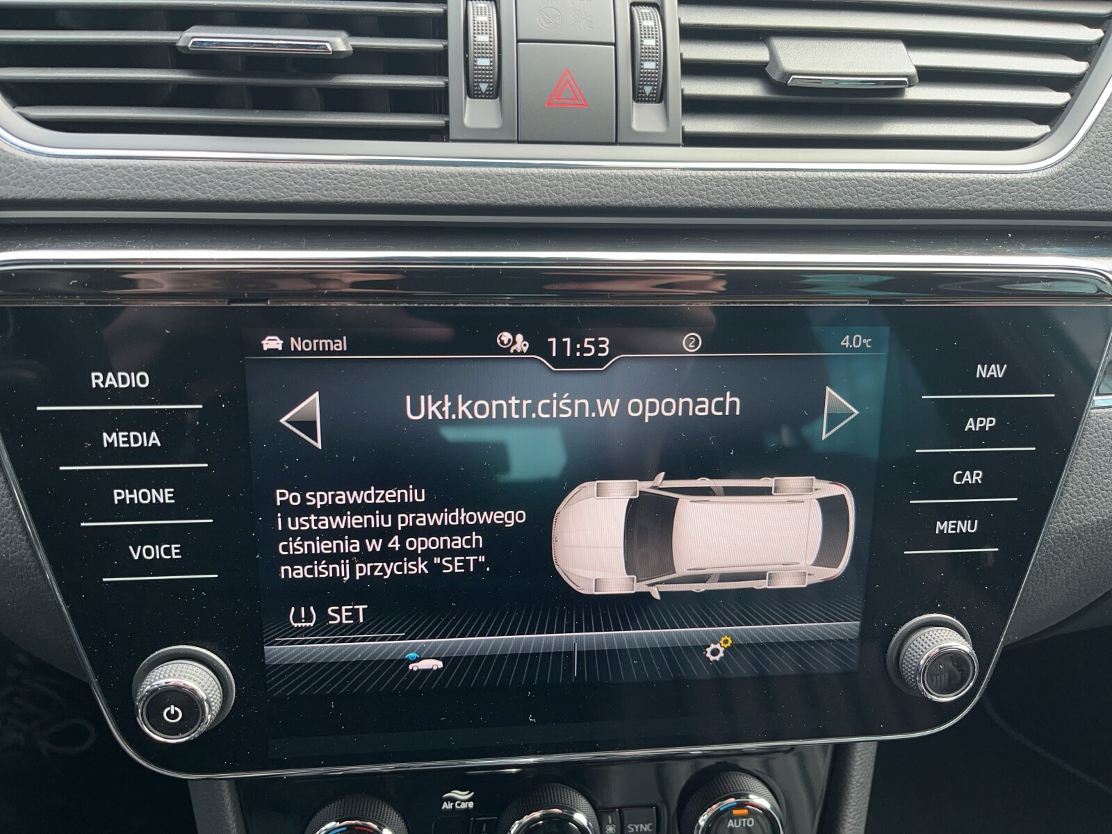 Škoda Superb Combi - zdjęcie 39