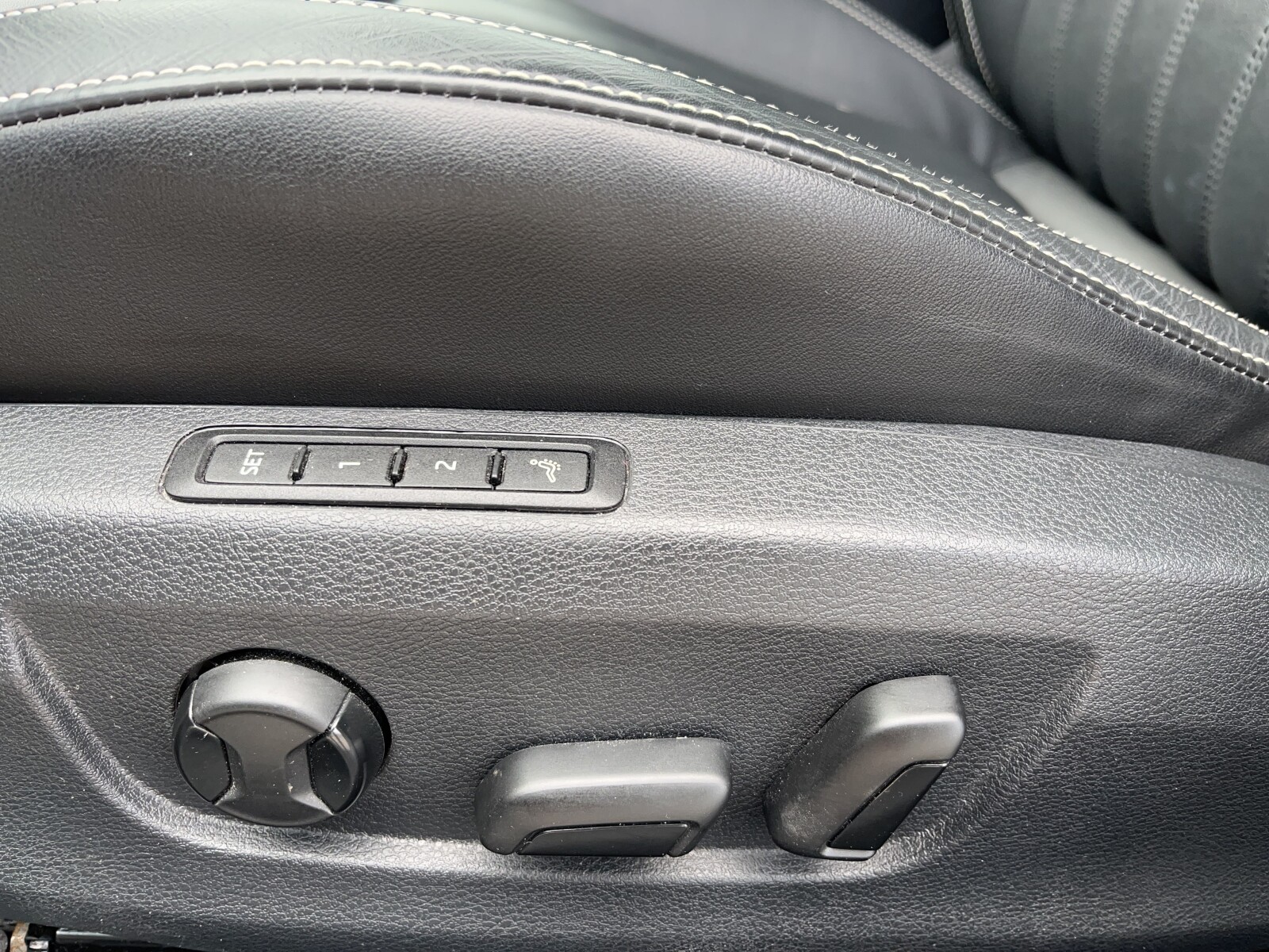 Škoda Superb Combi - zdjęcie 11