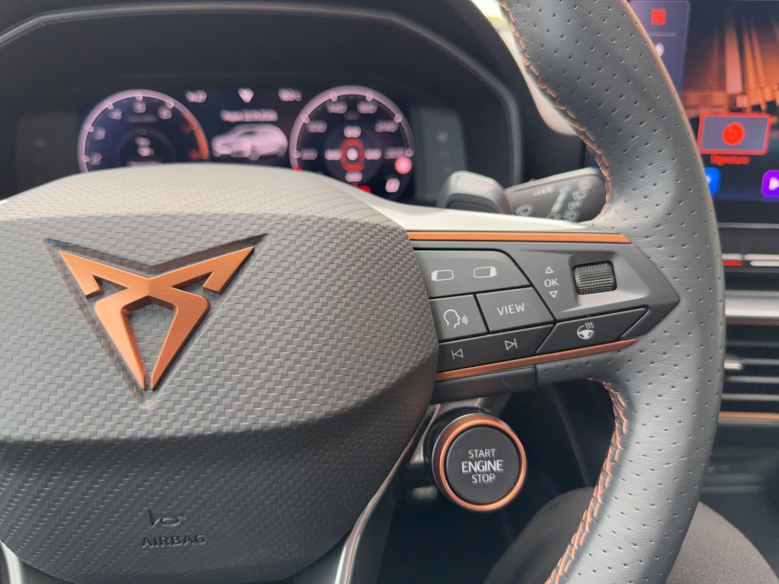 Cupra Leon - zdjęcie 15