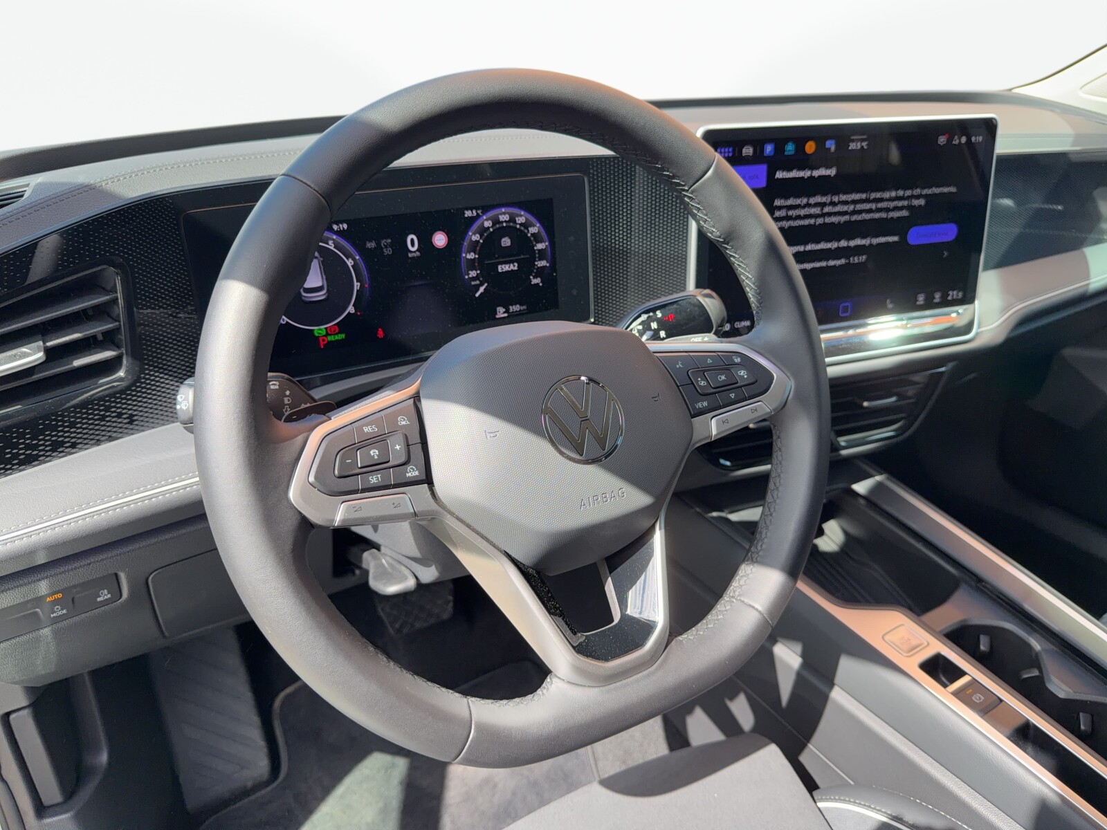 Volkswagen Passat Variant - zdjęcie 10
