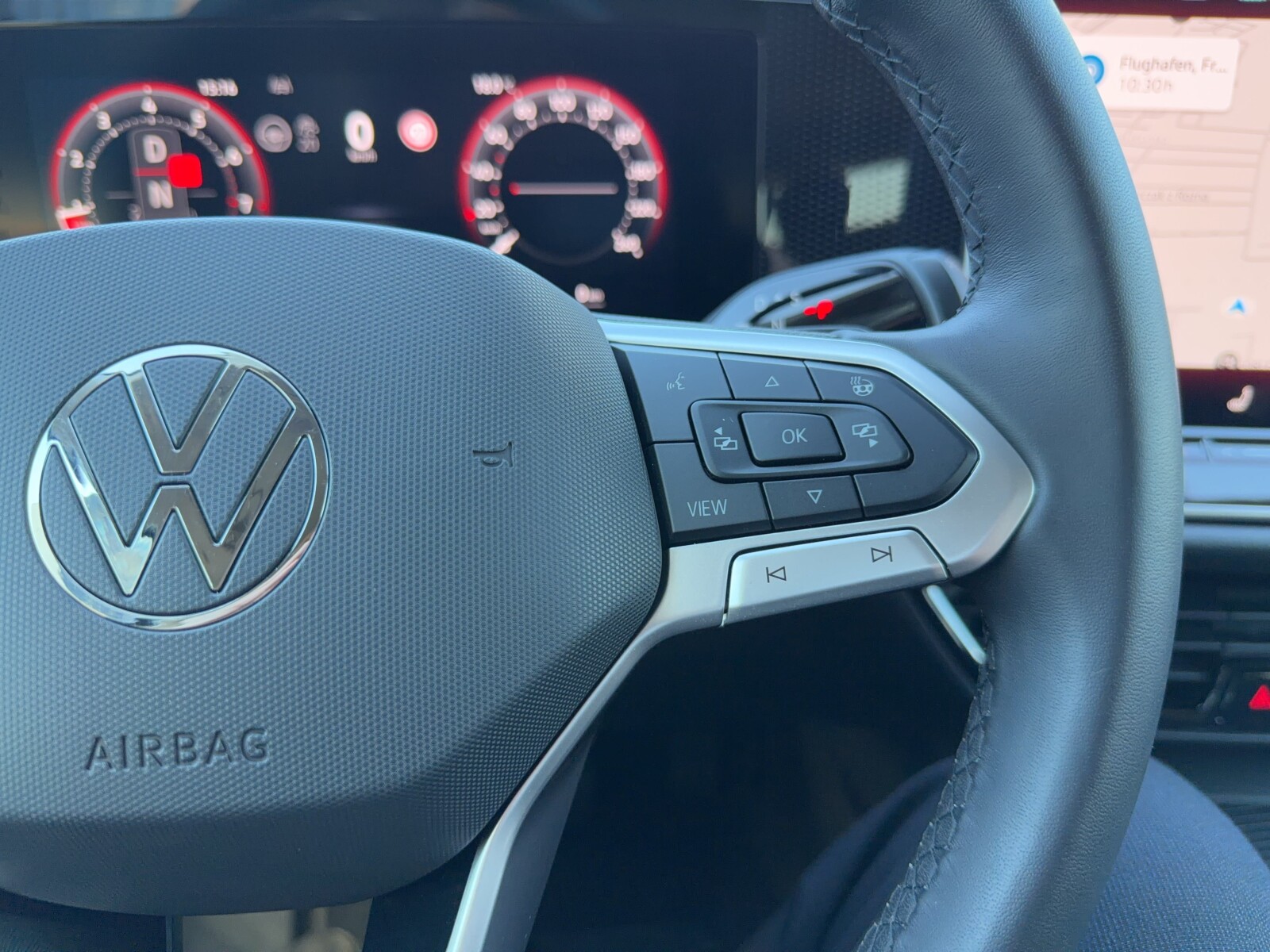 Volkswagen Passat - zdjęcie 16