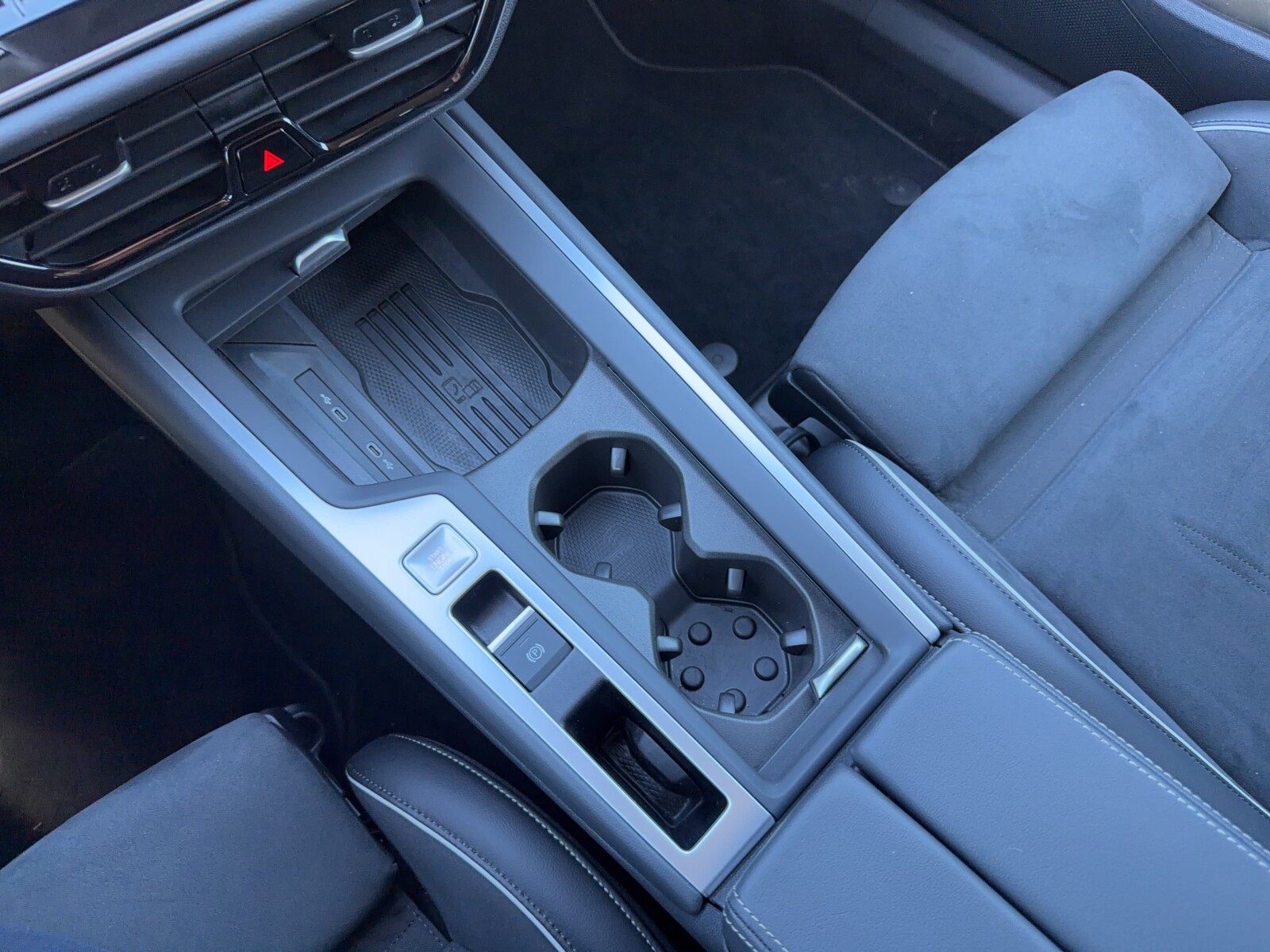 Volkswagen Passat - zdjęcie 19