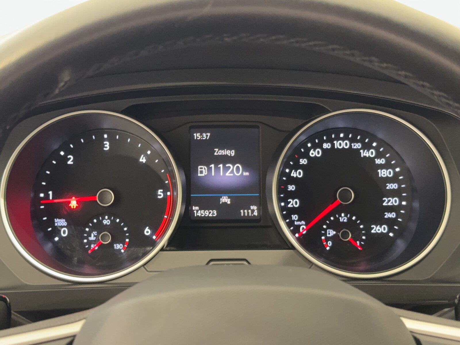 Volkswagen Tiguan - zdjęcie 24