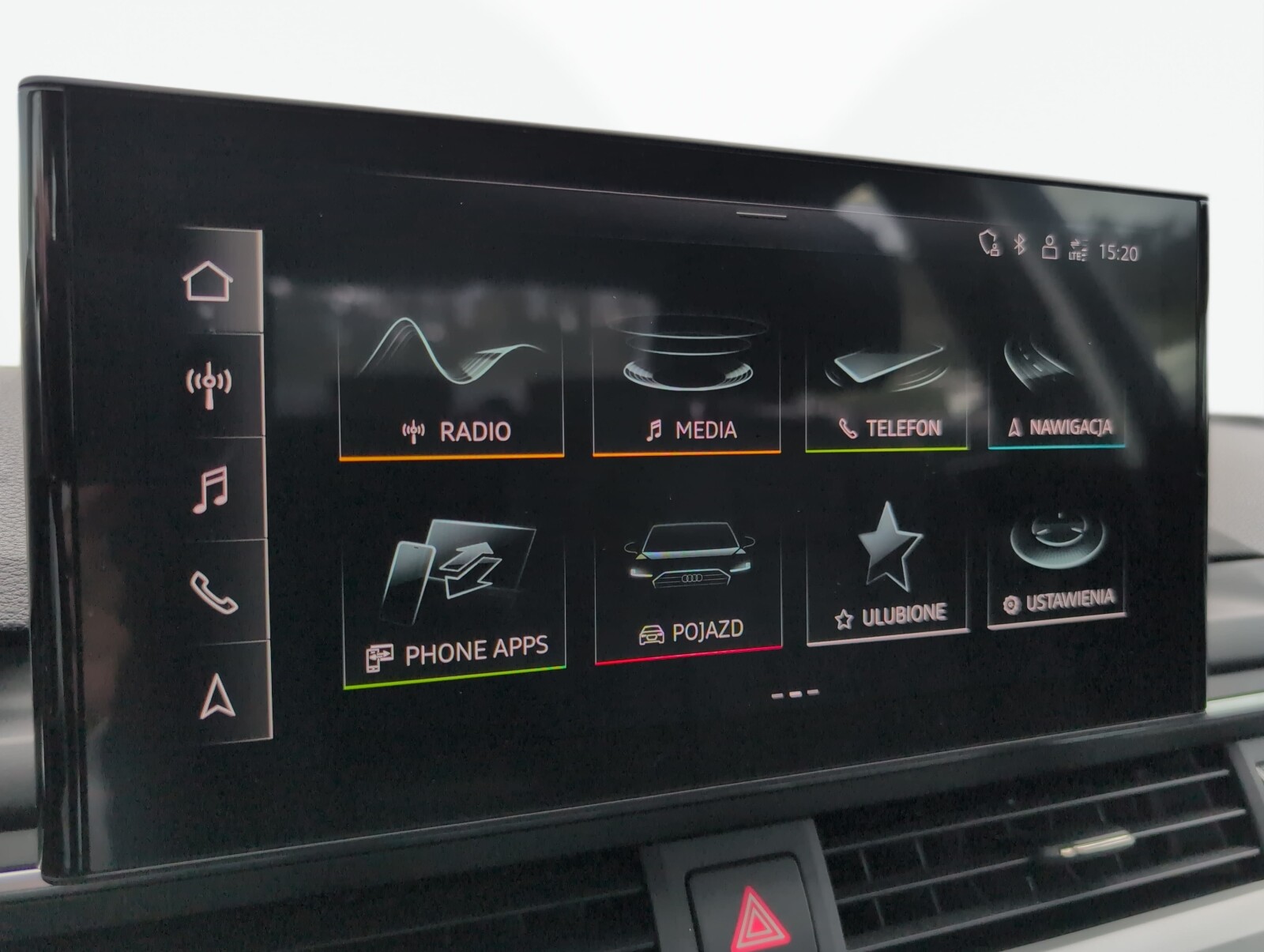 Audi A4 Limousine - zdjęcie 22