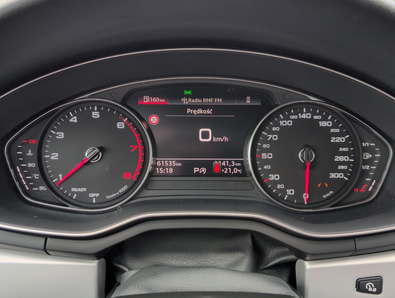 Audi A4 Limousine - zdjęcie 18