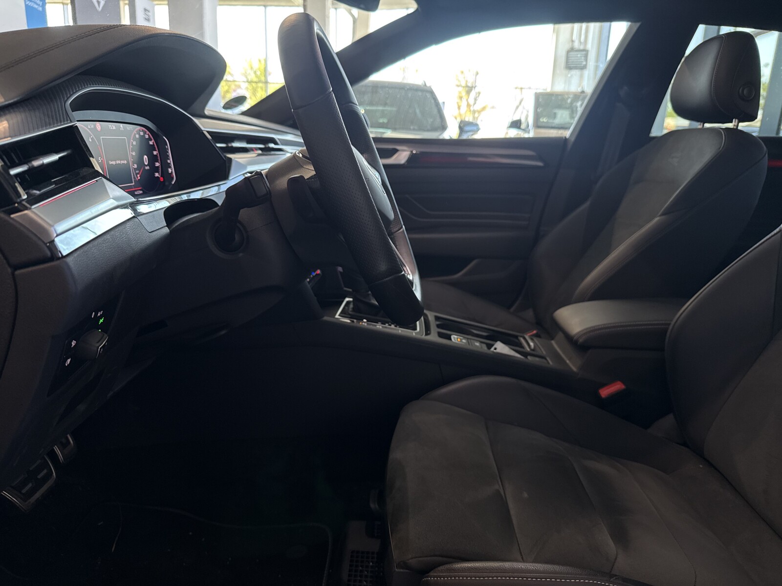 Volkswagen Arteon - zdjęcie 12